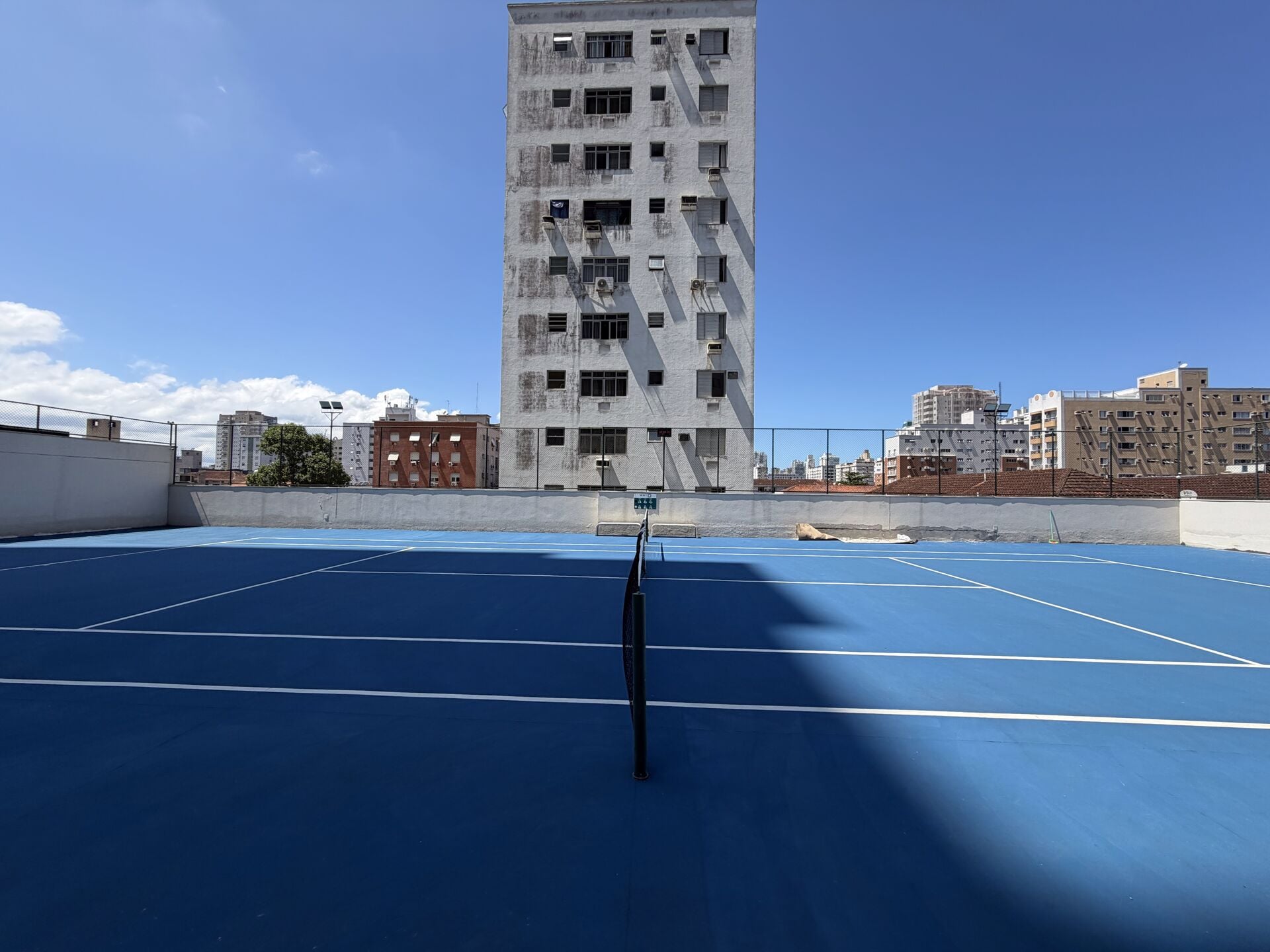 Apartamento 64 · 3 dorm. — Lazer tenis