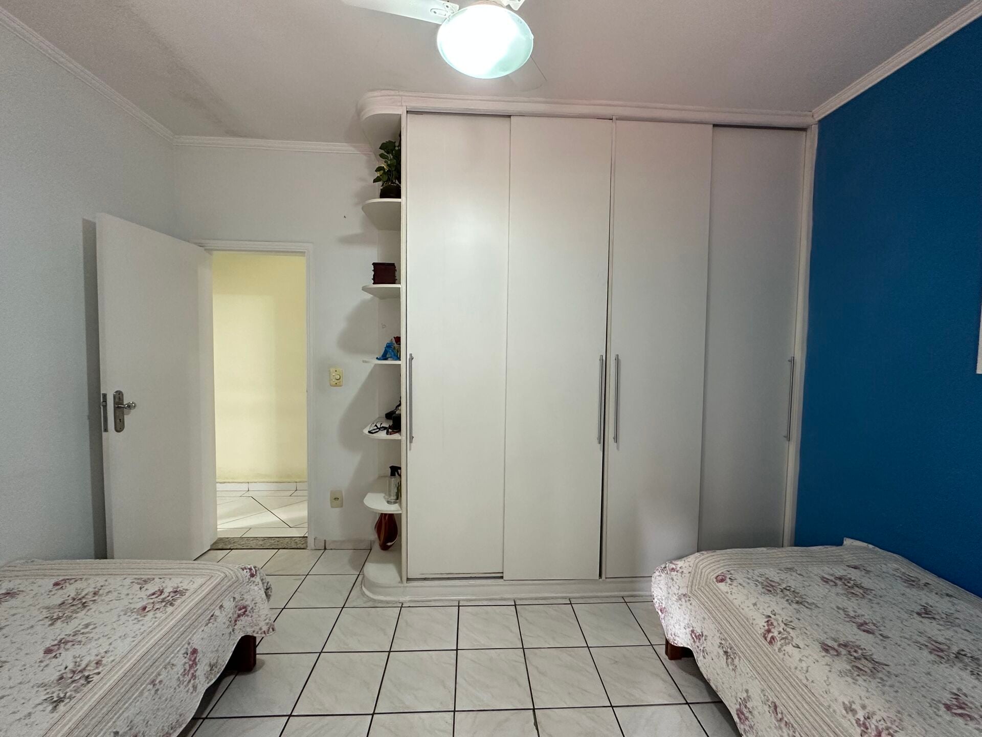 Apartamento 21 · 3 dorm. — Quarto 1