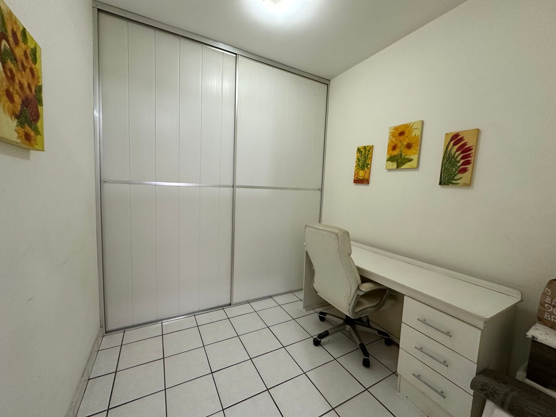 Apartamento 21 · 3 dorm. — Escritório