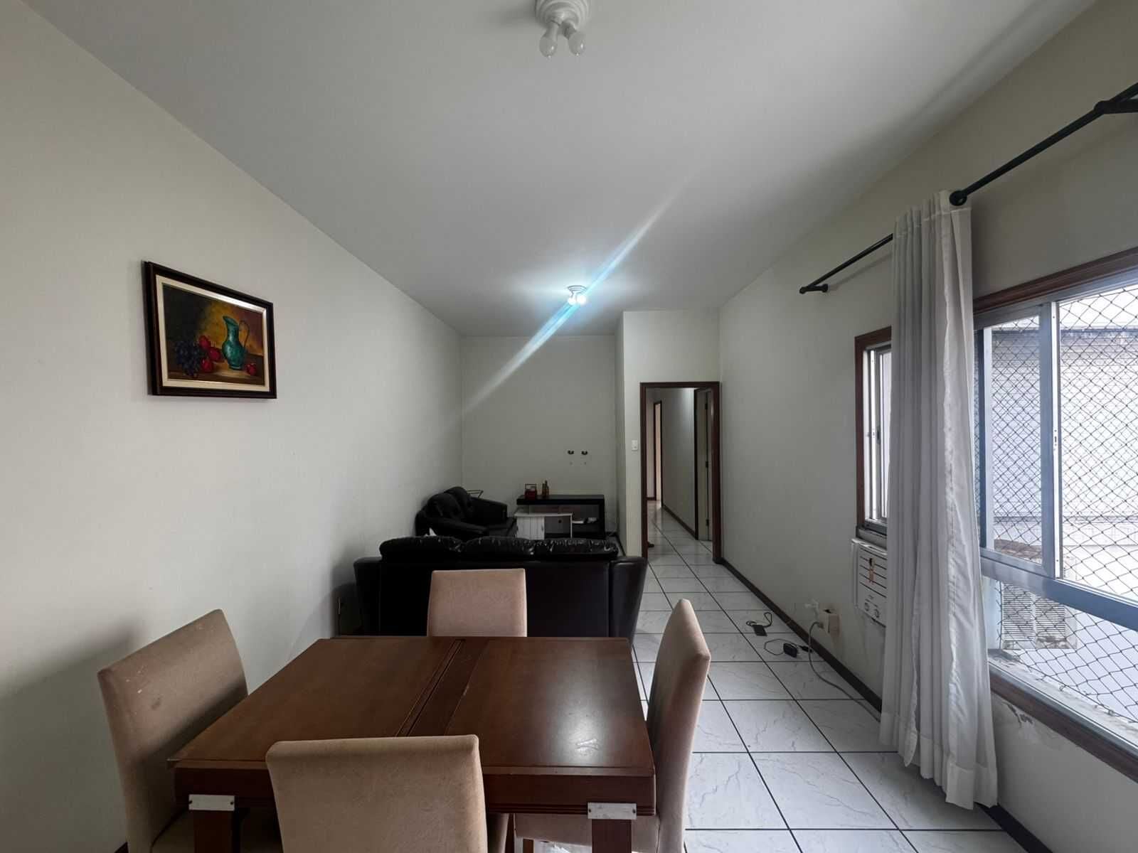 Apartamento 101 · 3 dorm.