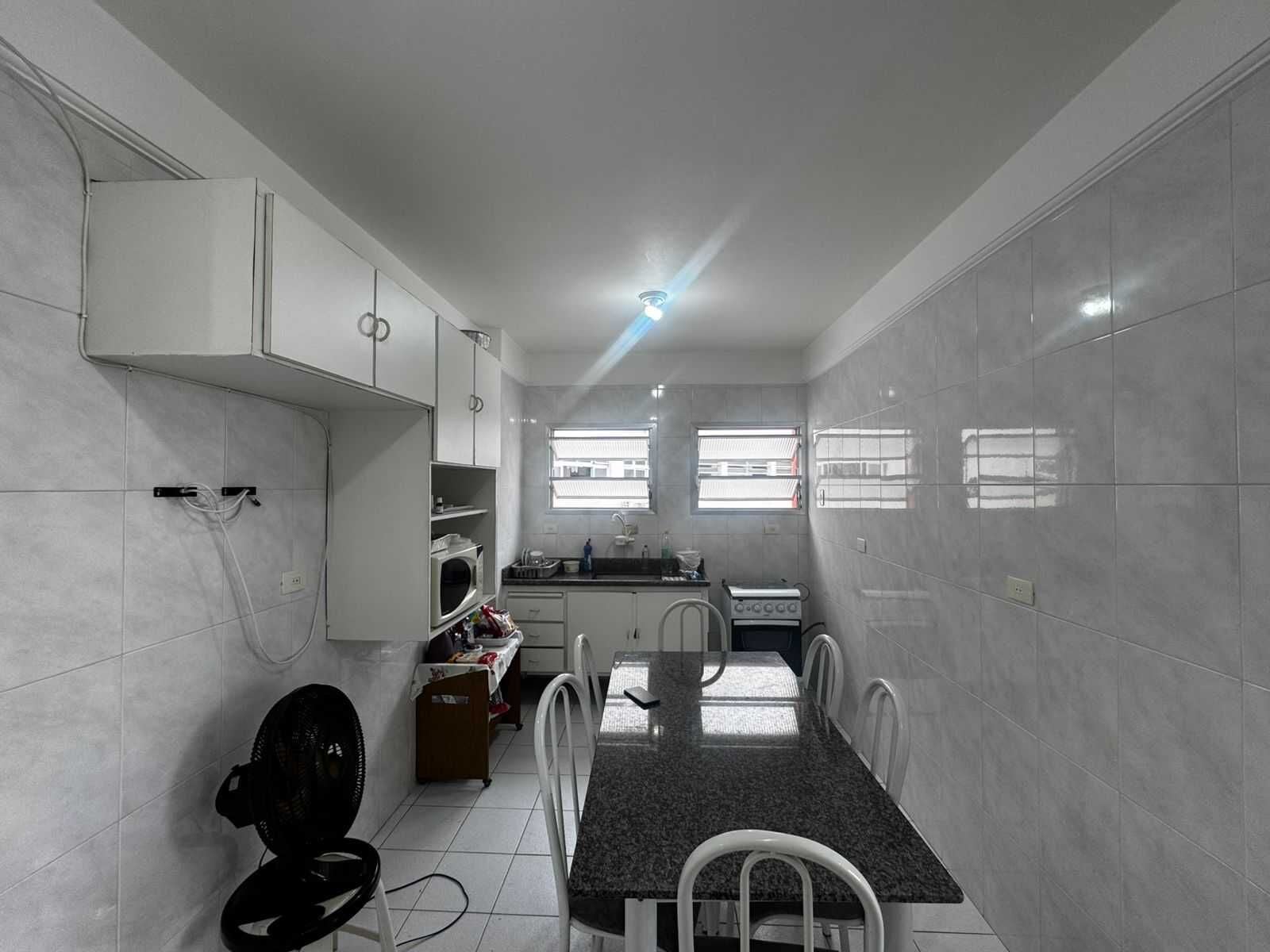 Apartamento 101 · 3 dorm. — Cozinha