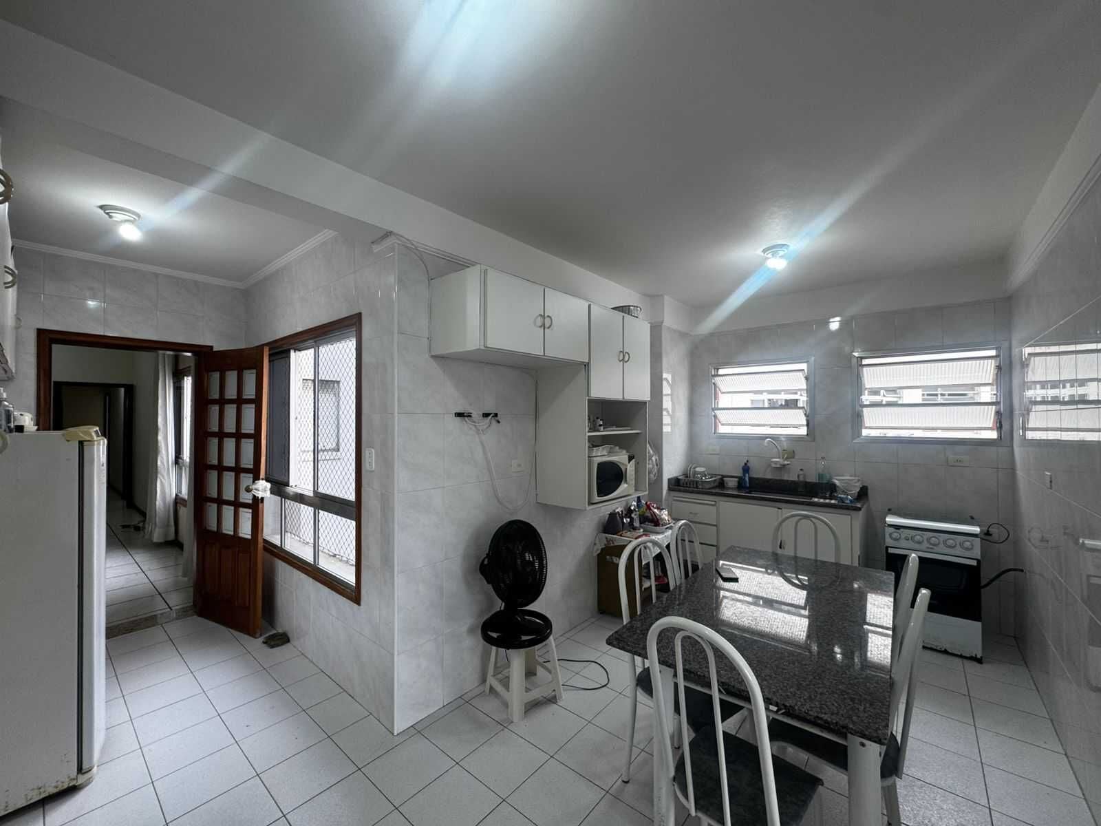 Apartamento 101 · 3 dorm. — Cozinha