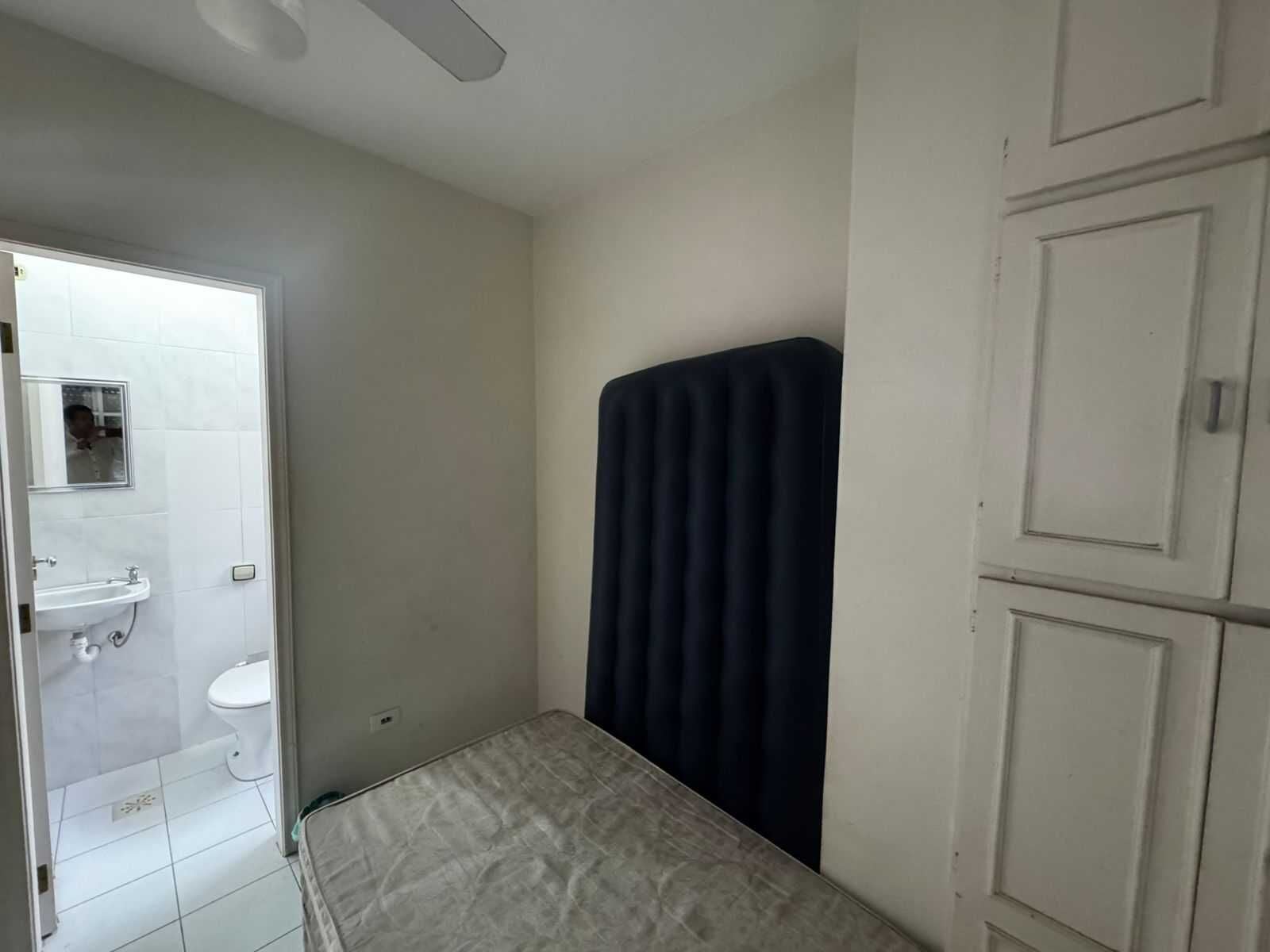 Apartamento 101 · 3 dorm. — Quarto de servico