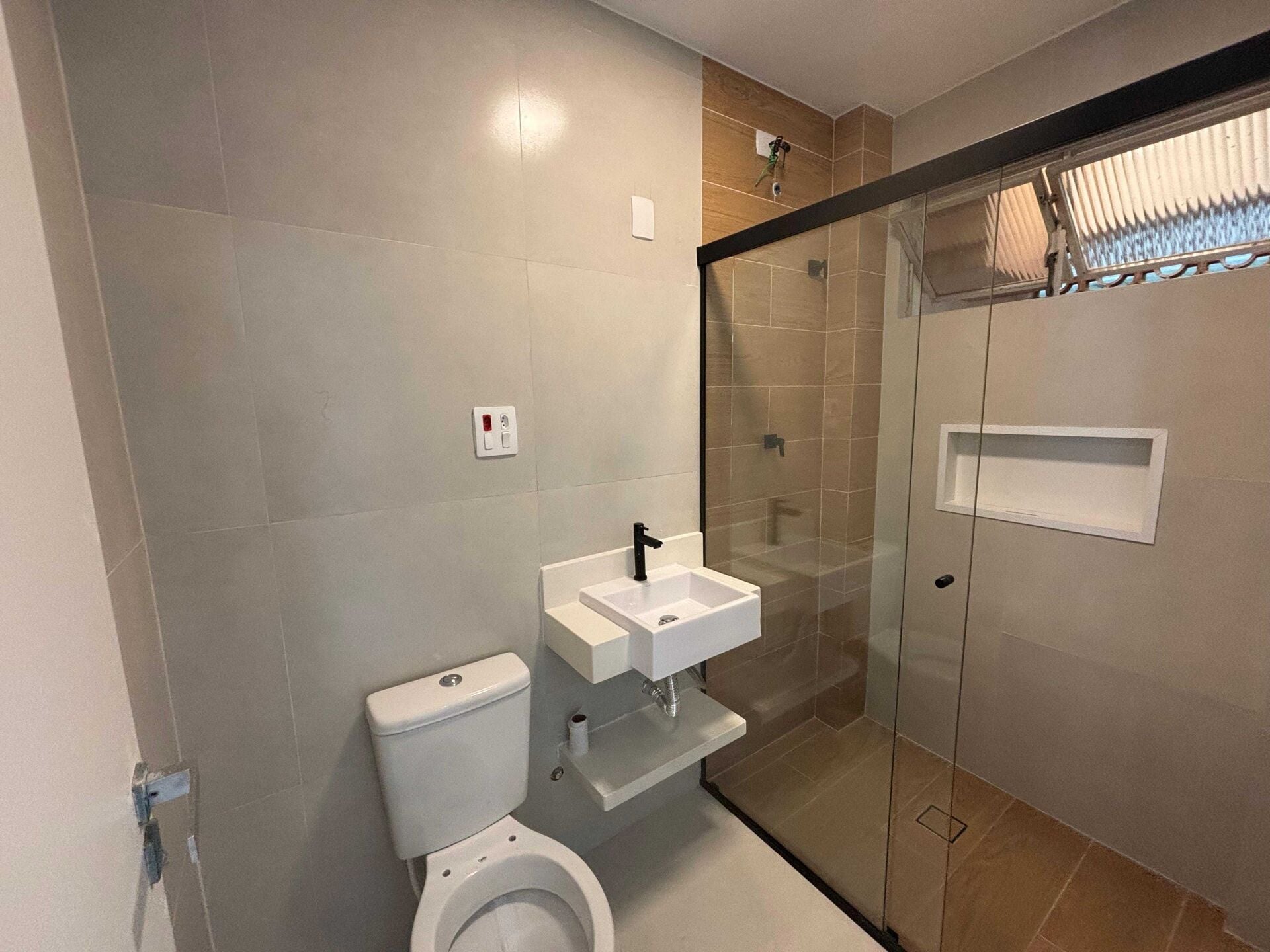 Apartamento 306 · 1 dorm. — Banheiro