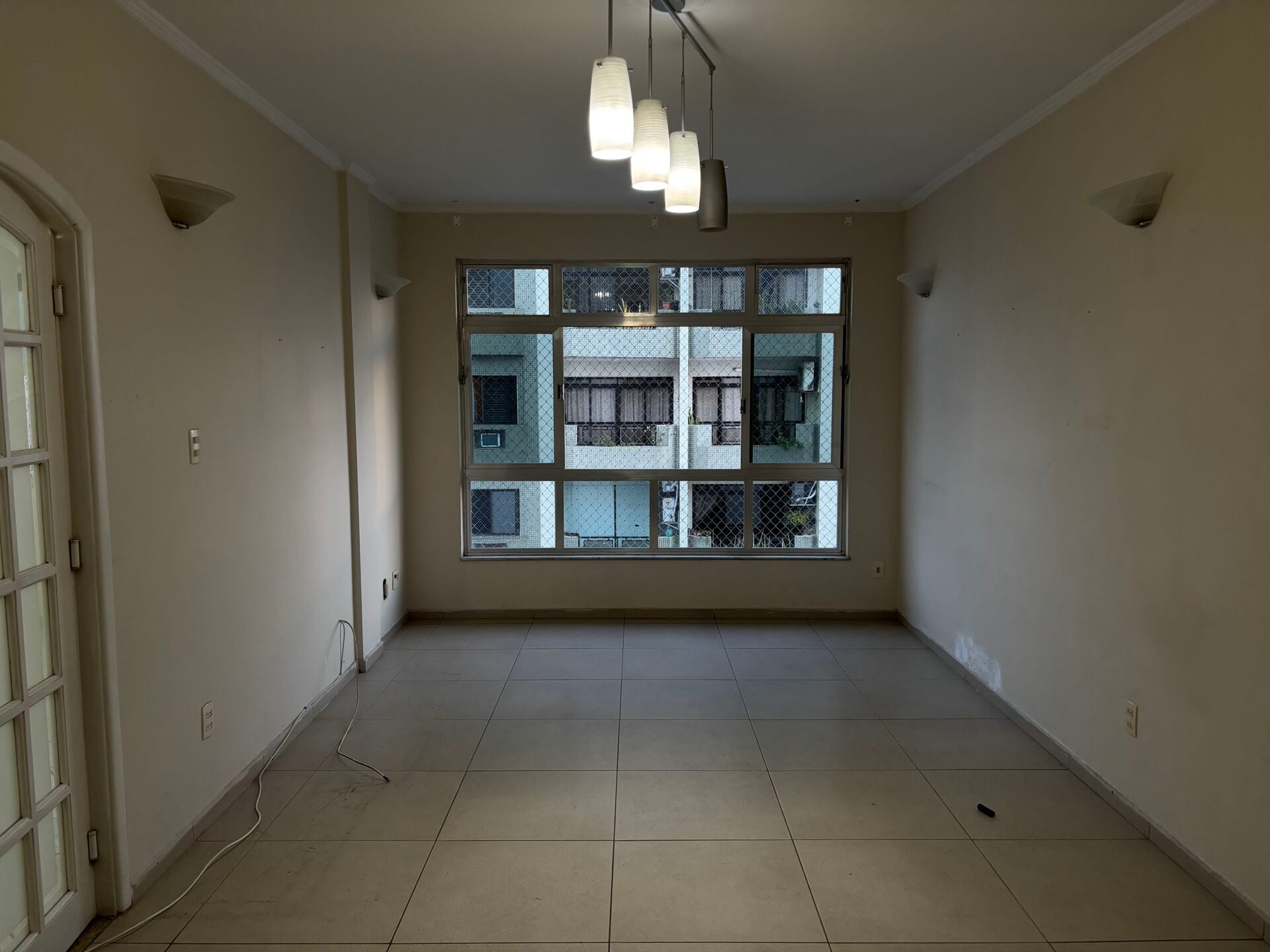 Apartamento 72 · 3 dorm. — Sala