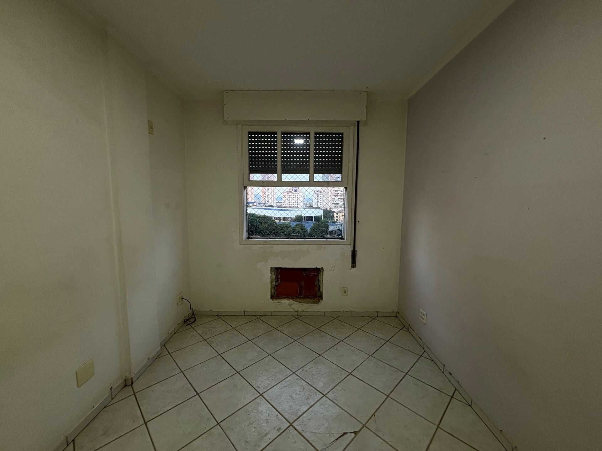 Apartamento 72 · 3 dorm. — Quarto