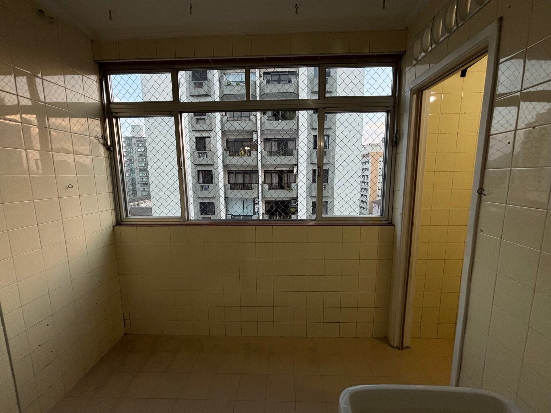 Apartamento 72 · 3 dorm. — Área de serviço