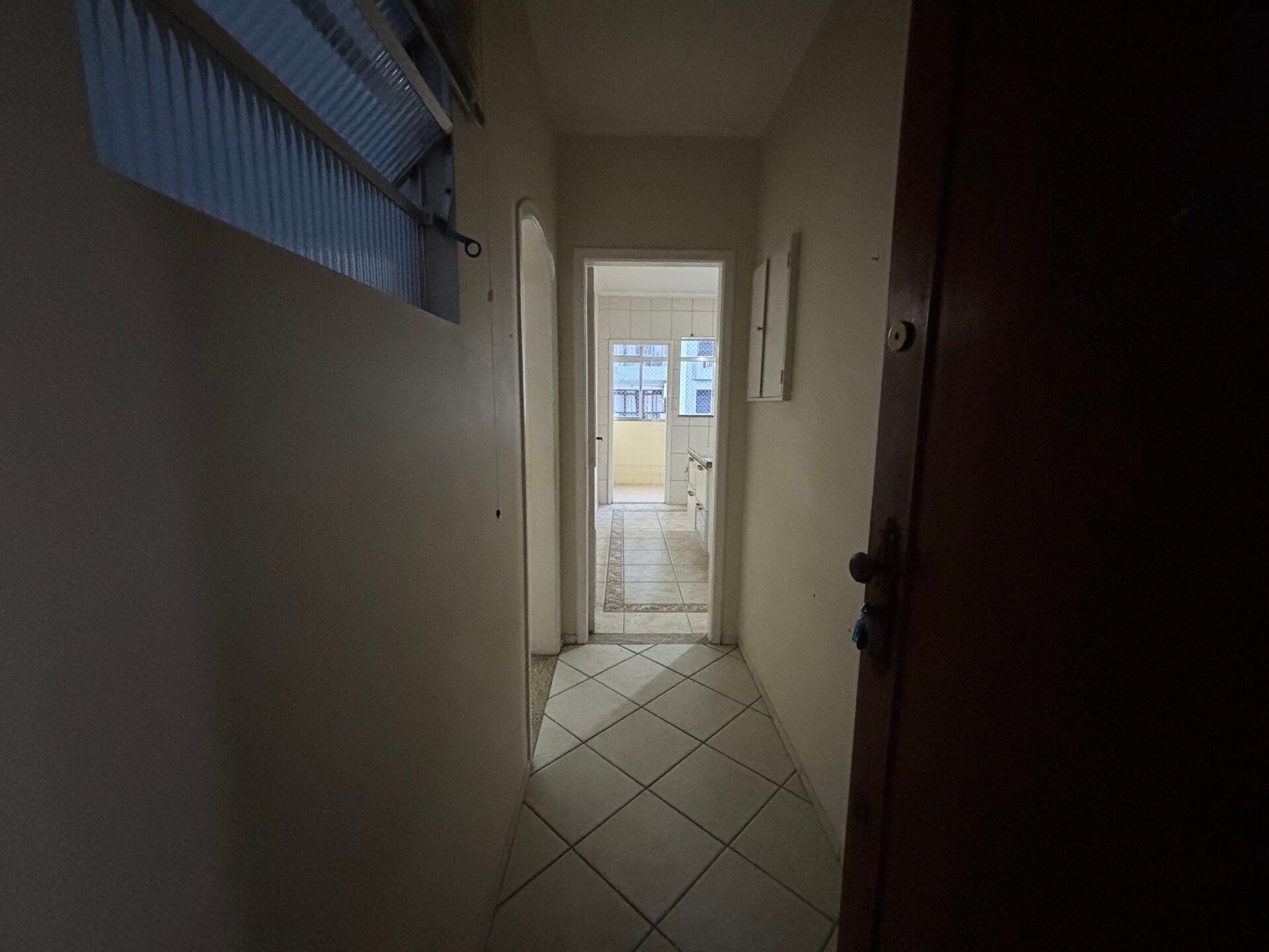 Apartamento 72 · 3 dorm. — Circulação