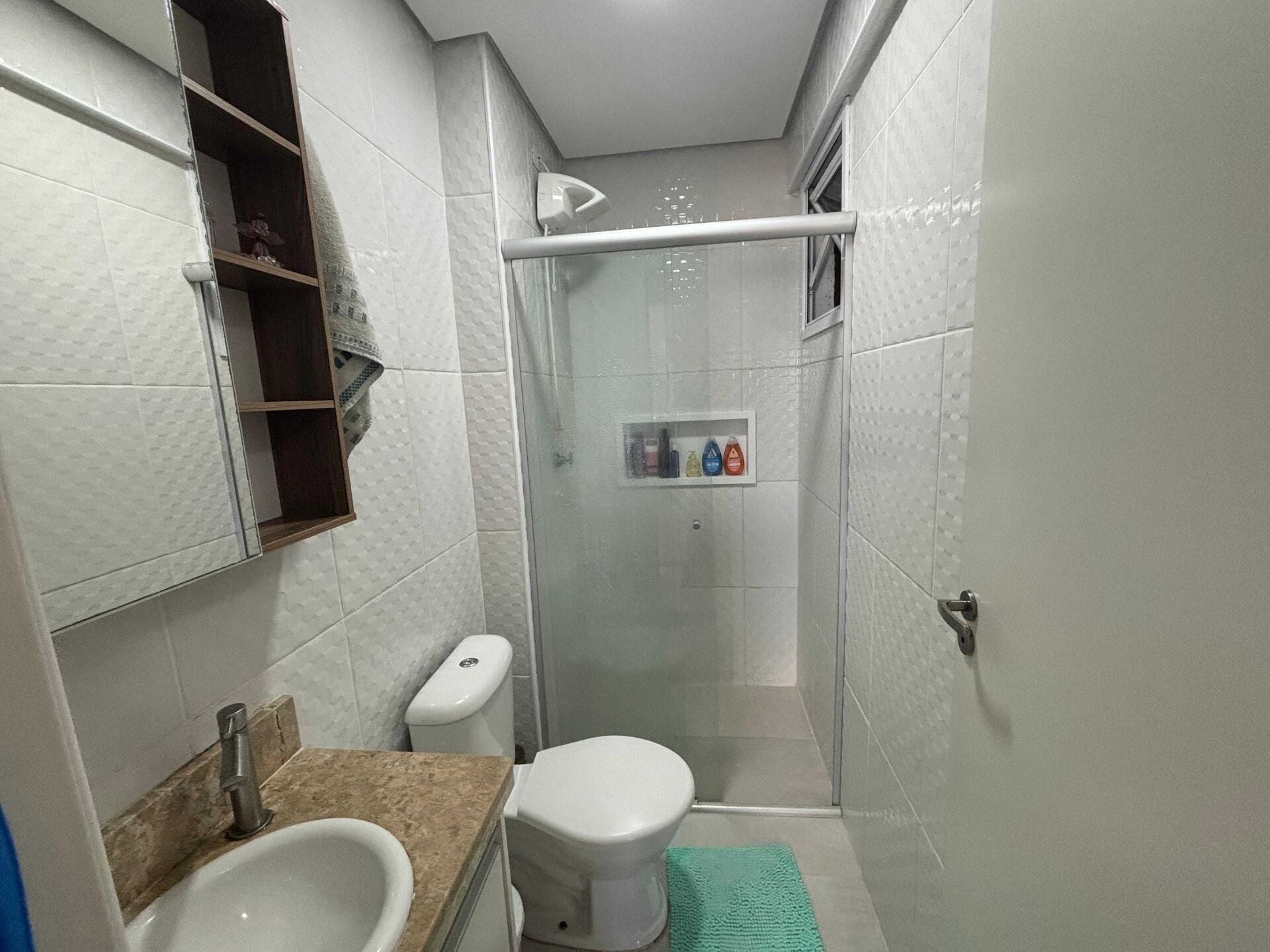 Apartamento 23 · 2 dorm. — Banheiro