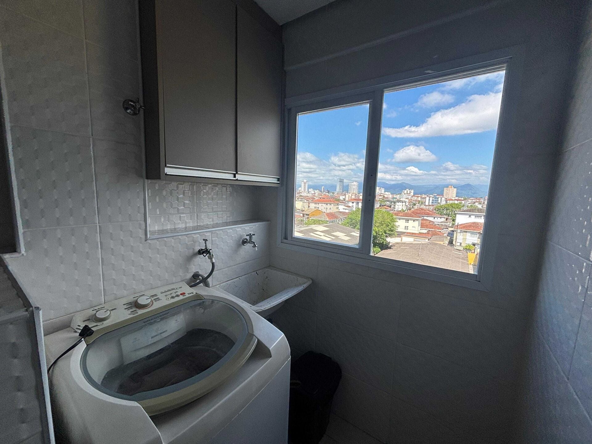 Apartamento 23 · 2 dorm. — Área de serviço