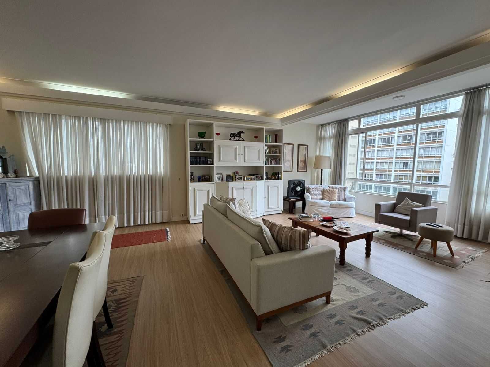 Apartamento 702 · 3 dorm. — Sala