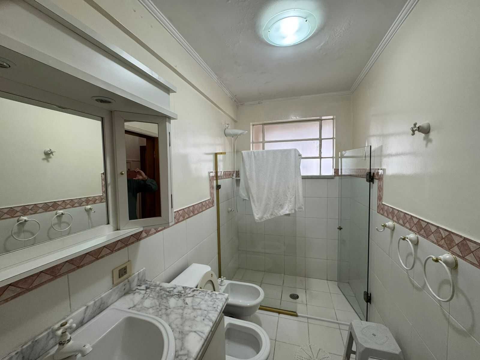 Apartamento 702 · 3 dorm. — Banheiro