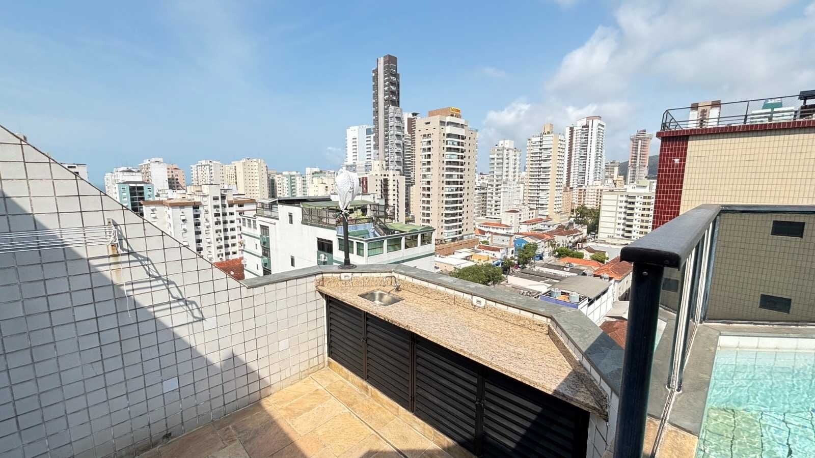 Cobertura duplex · 1 dorm. — Varanda