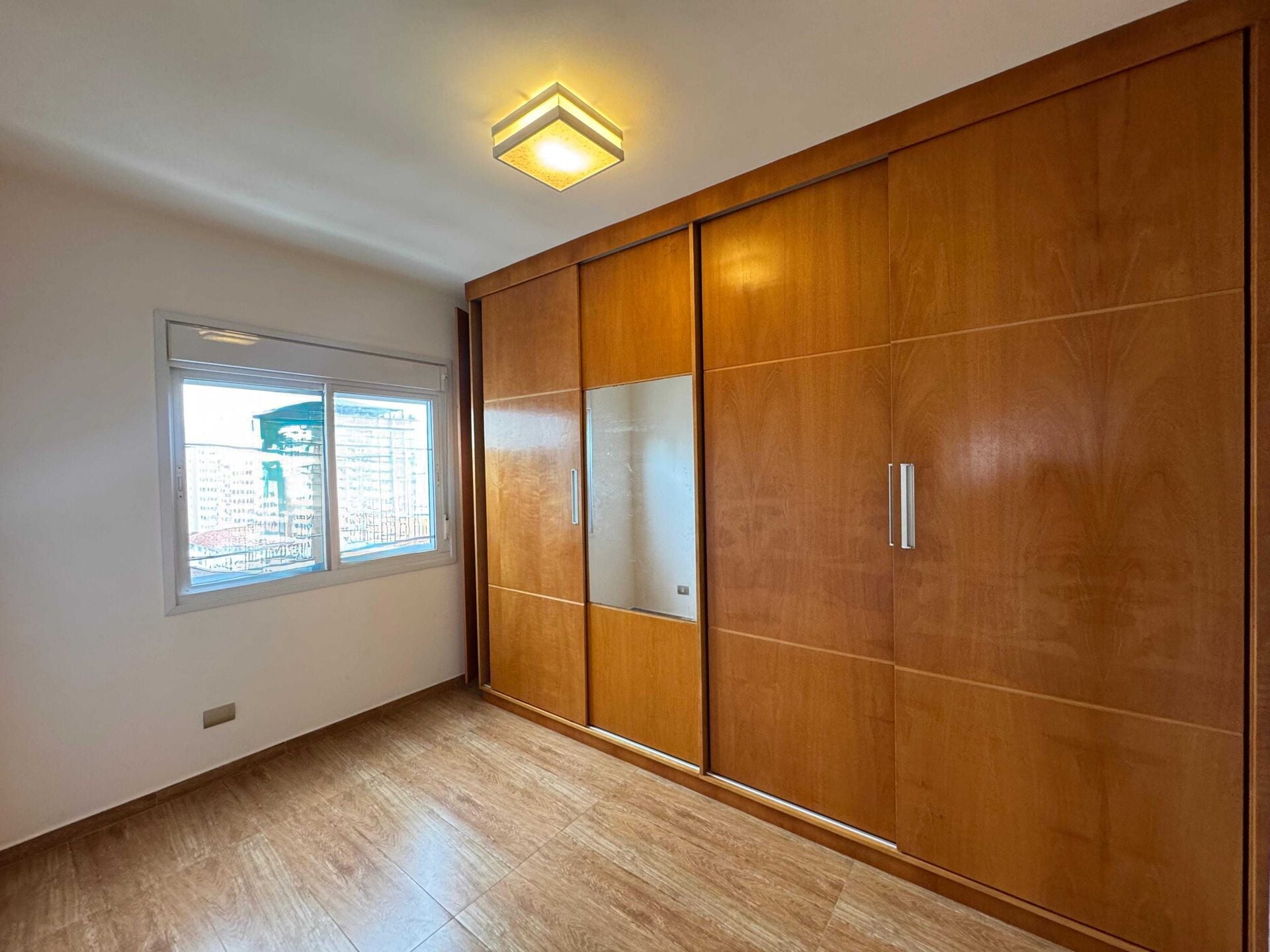 Apartamento 82 · 4 dorm. — Quarto 3