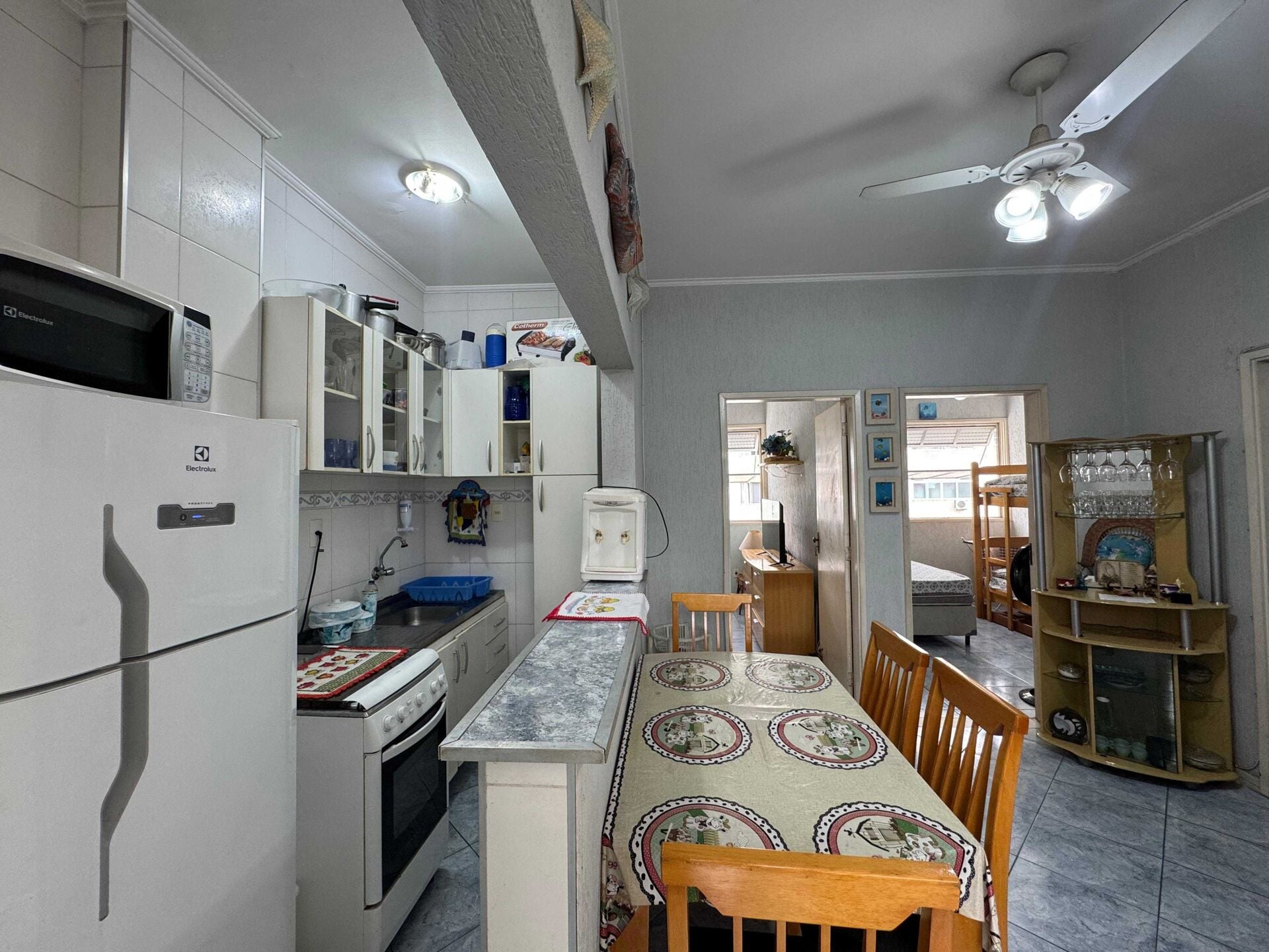 Apartamento 103 · 2 dorm. — Cozinha