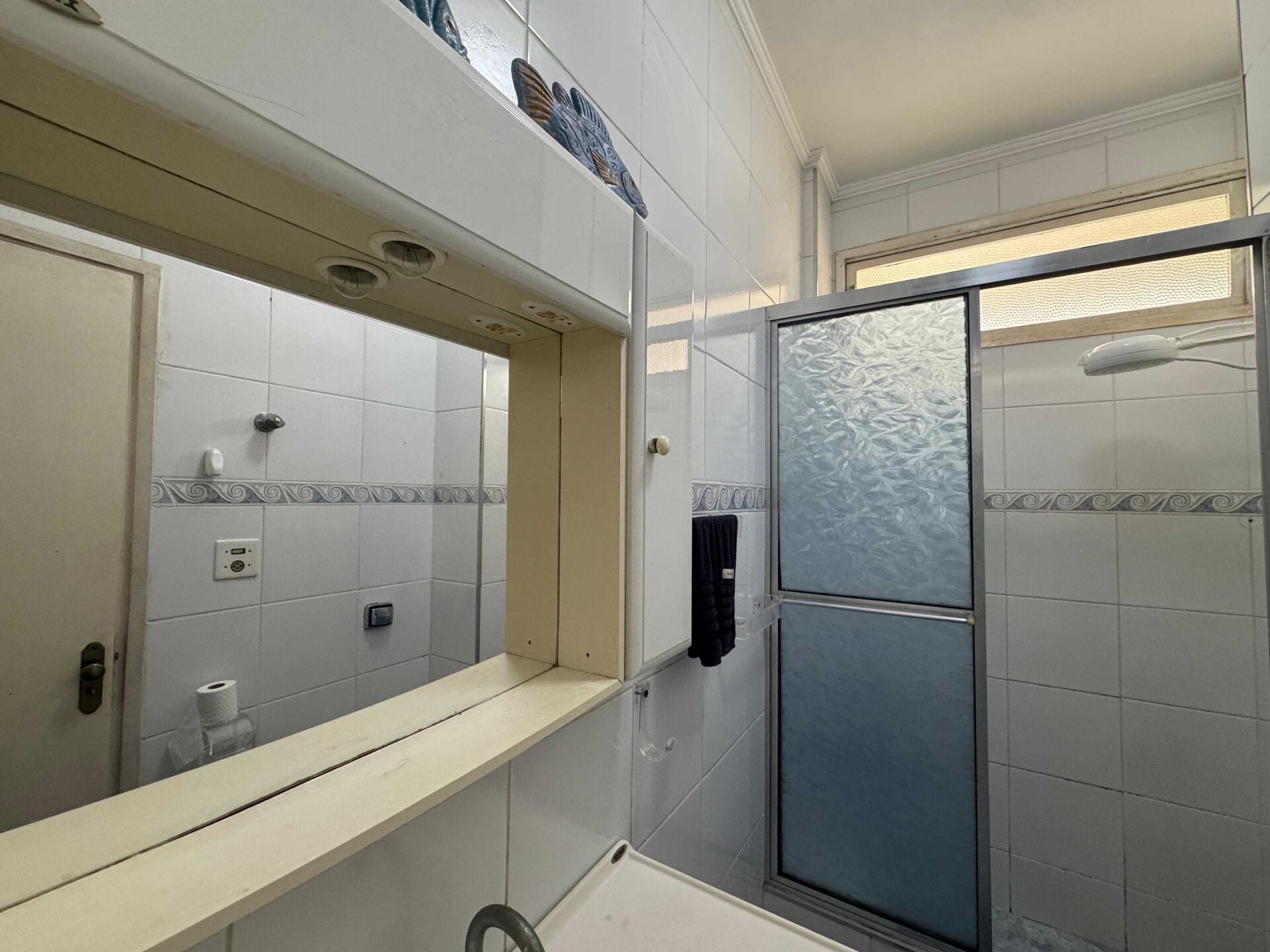 Apartamento 103 · 2 dorm. — Banheiro