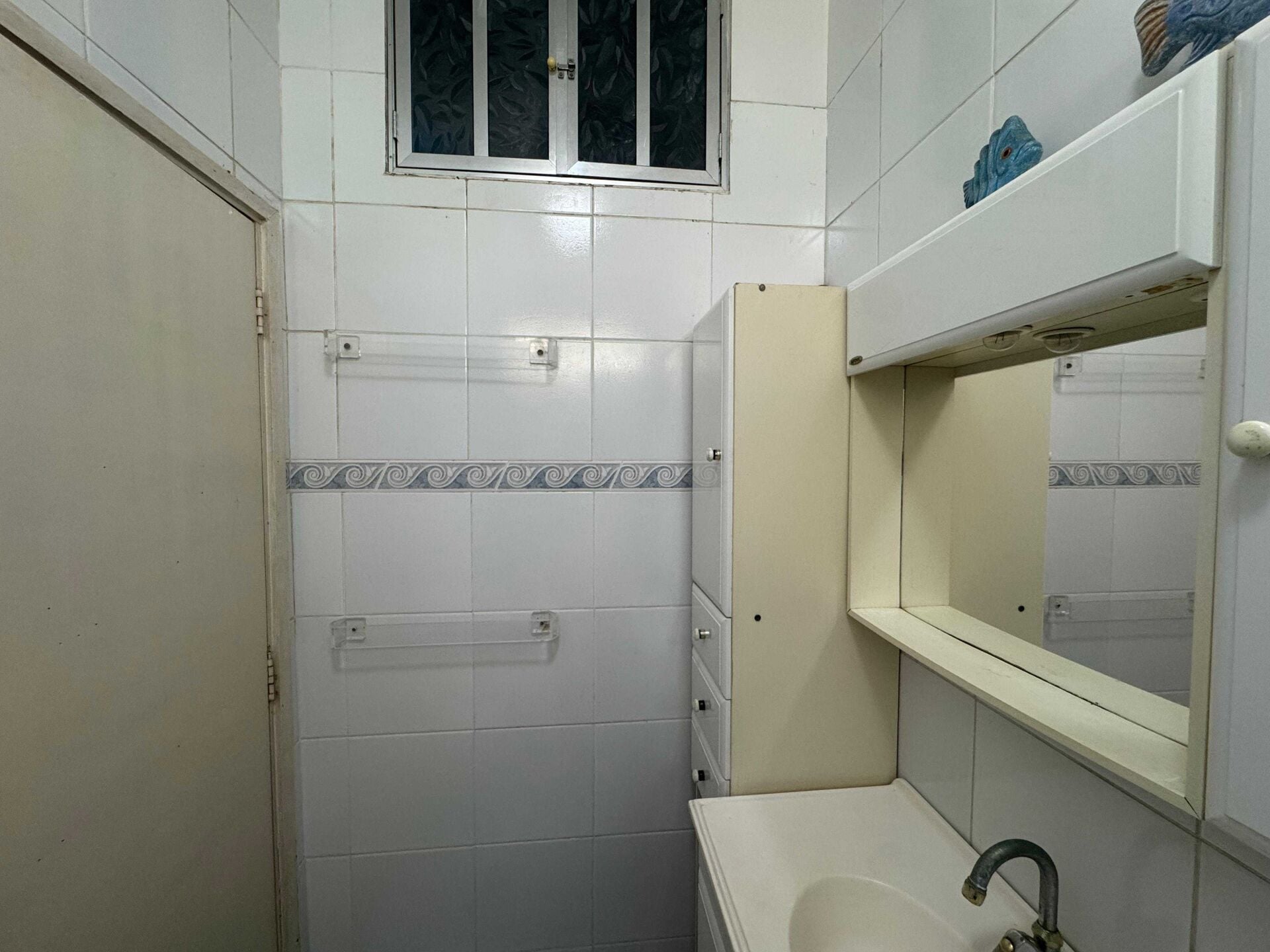 Apartamento 103 · 2 dorm. — Banheiro