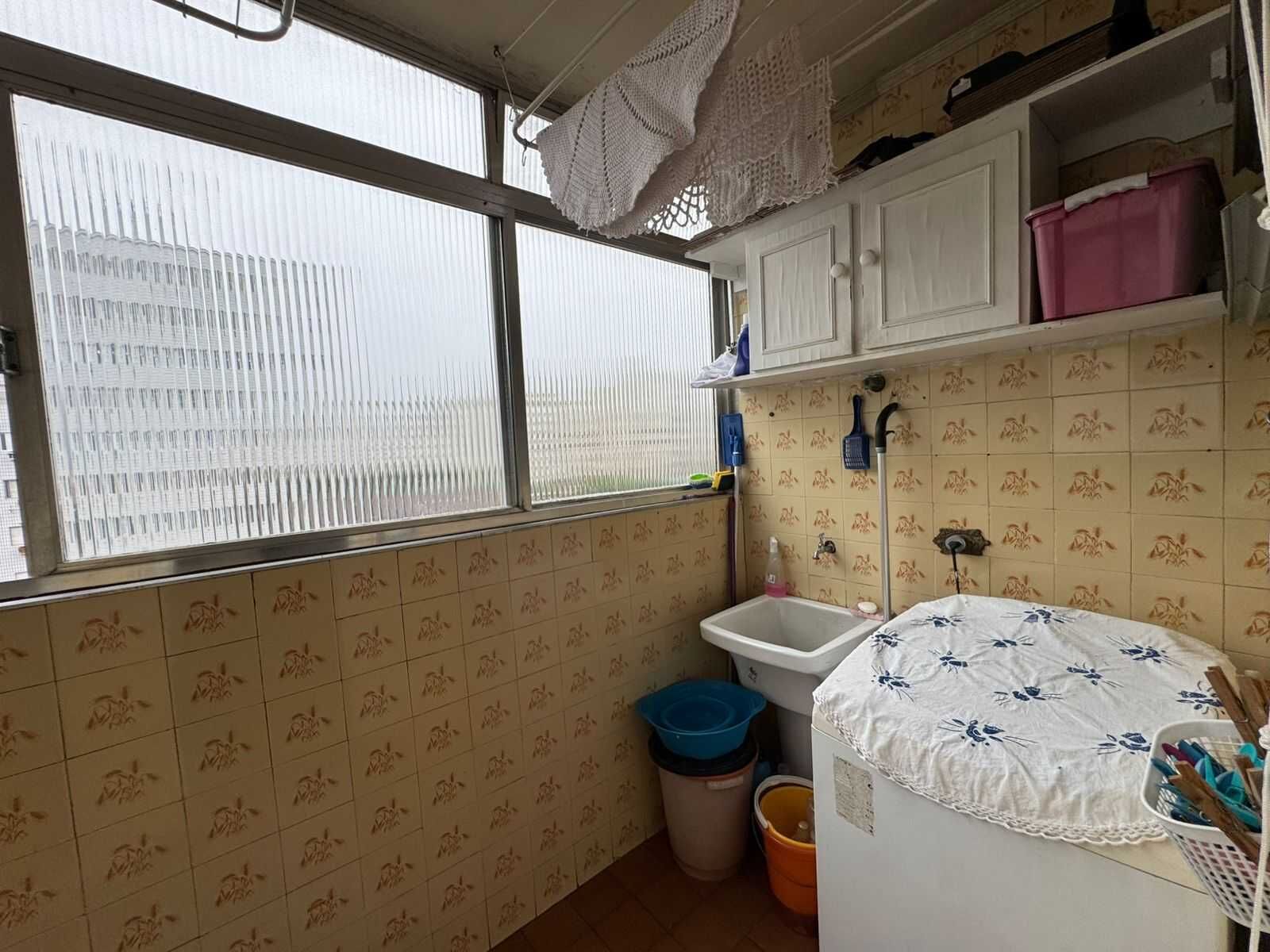Apartamento 55 · 2 dorm. — Área de serviço