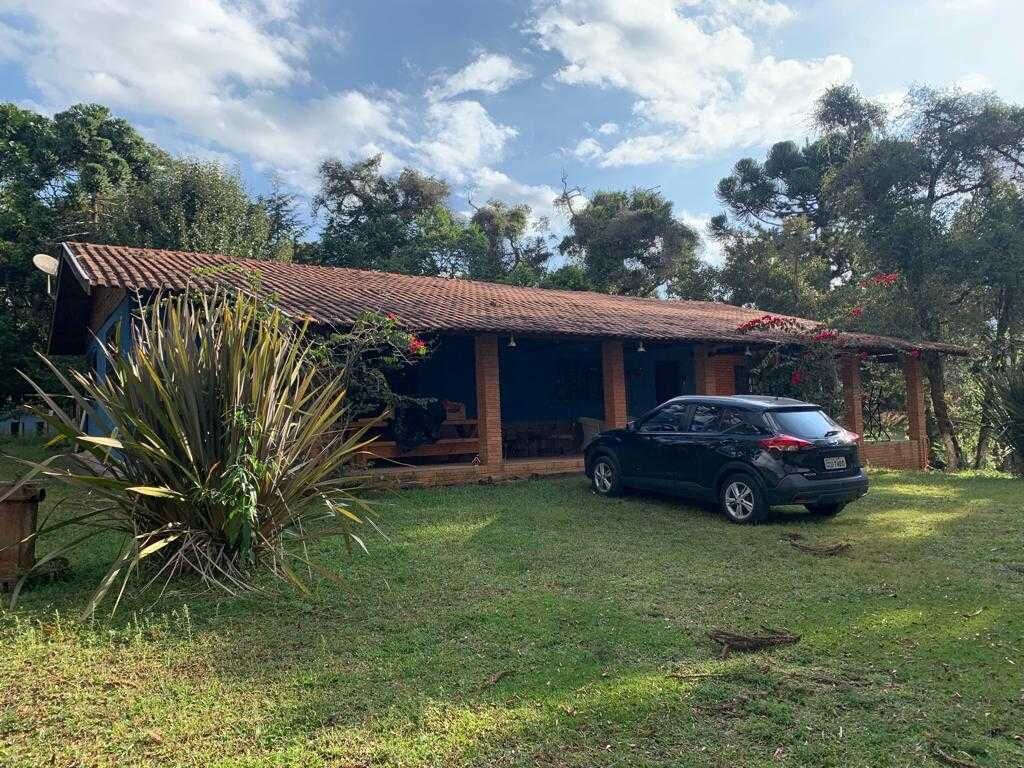 Pousada · 14 dorm. — Fachada