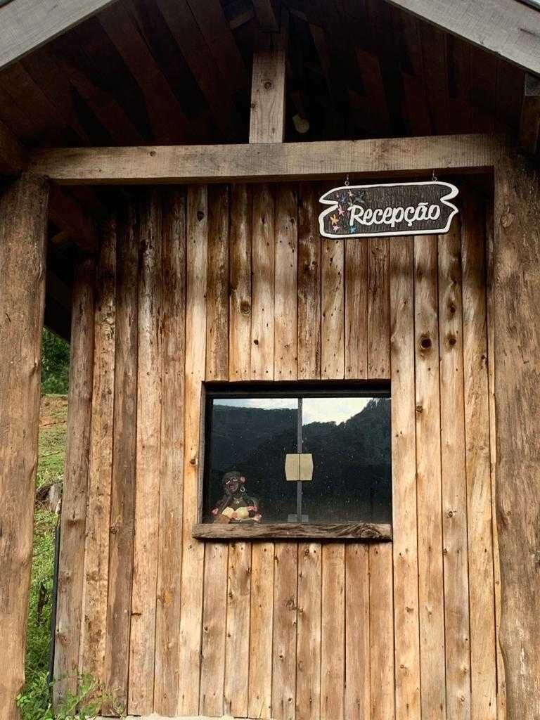 Pousada · 14 dorm. — Circulação recepcao