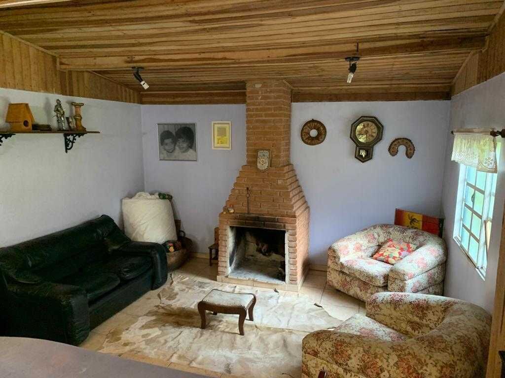 Pousada · 14 dorm. — Sala