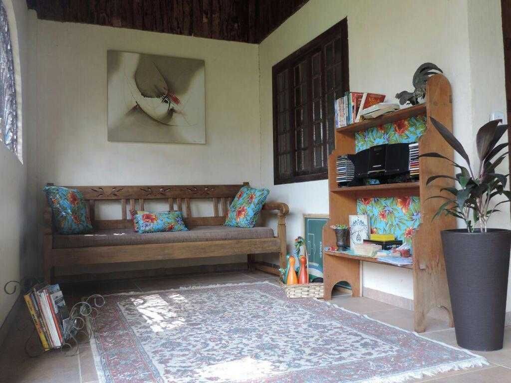 Pousada · 14 dorm. — Sala