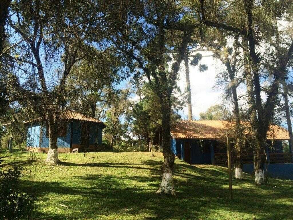 Pousada · 14 dorm. — Varanda