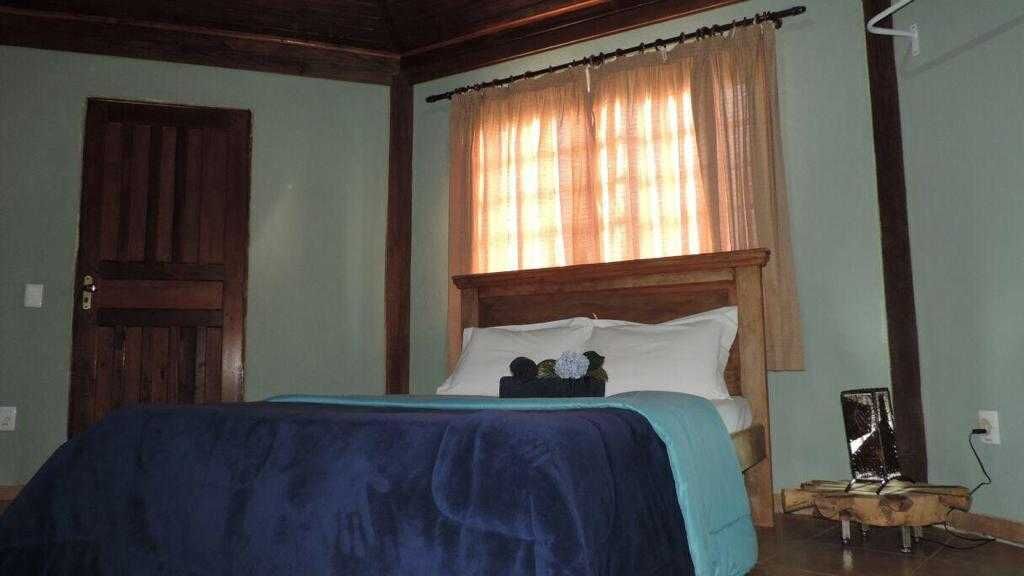 Pousada · 14 dorm. — Quarto