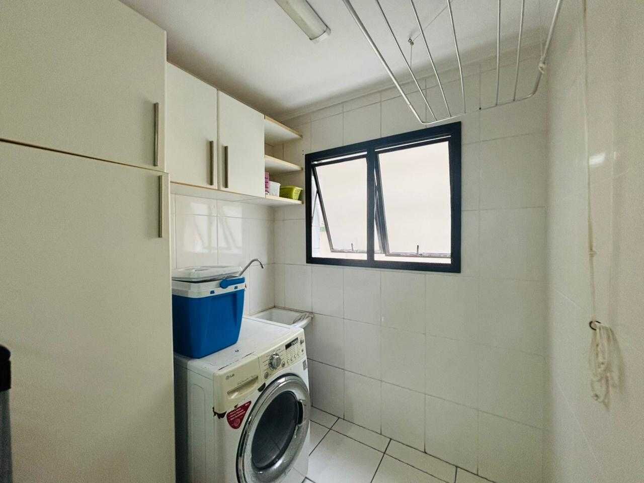 Apartamento 22B · 2 dorm. — Área de serviço