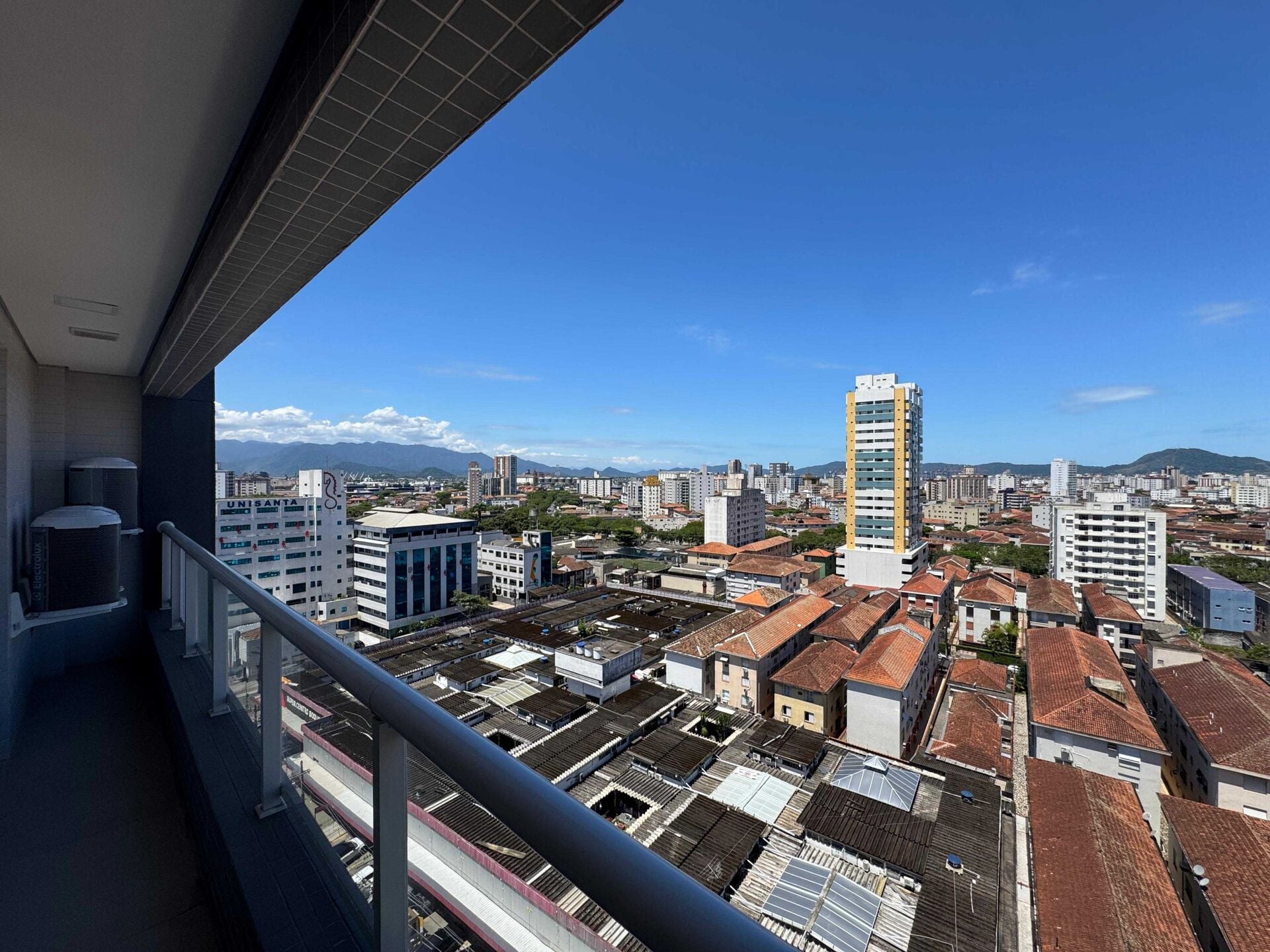 Apartamento alto padrão 121 · 2 dorm. — Vista