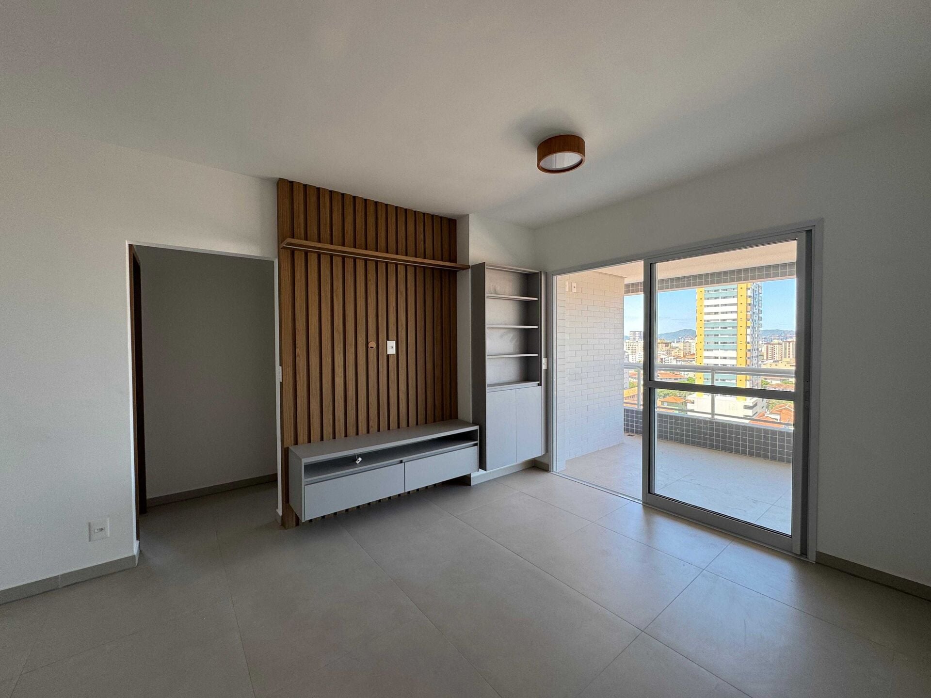 Apartamento alto padrão 121 · 2 dorm. — Sala