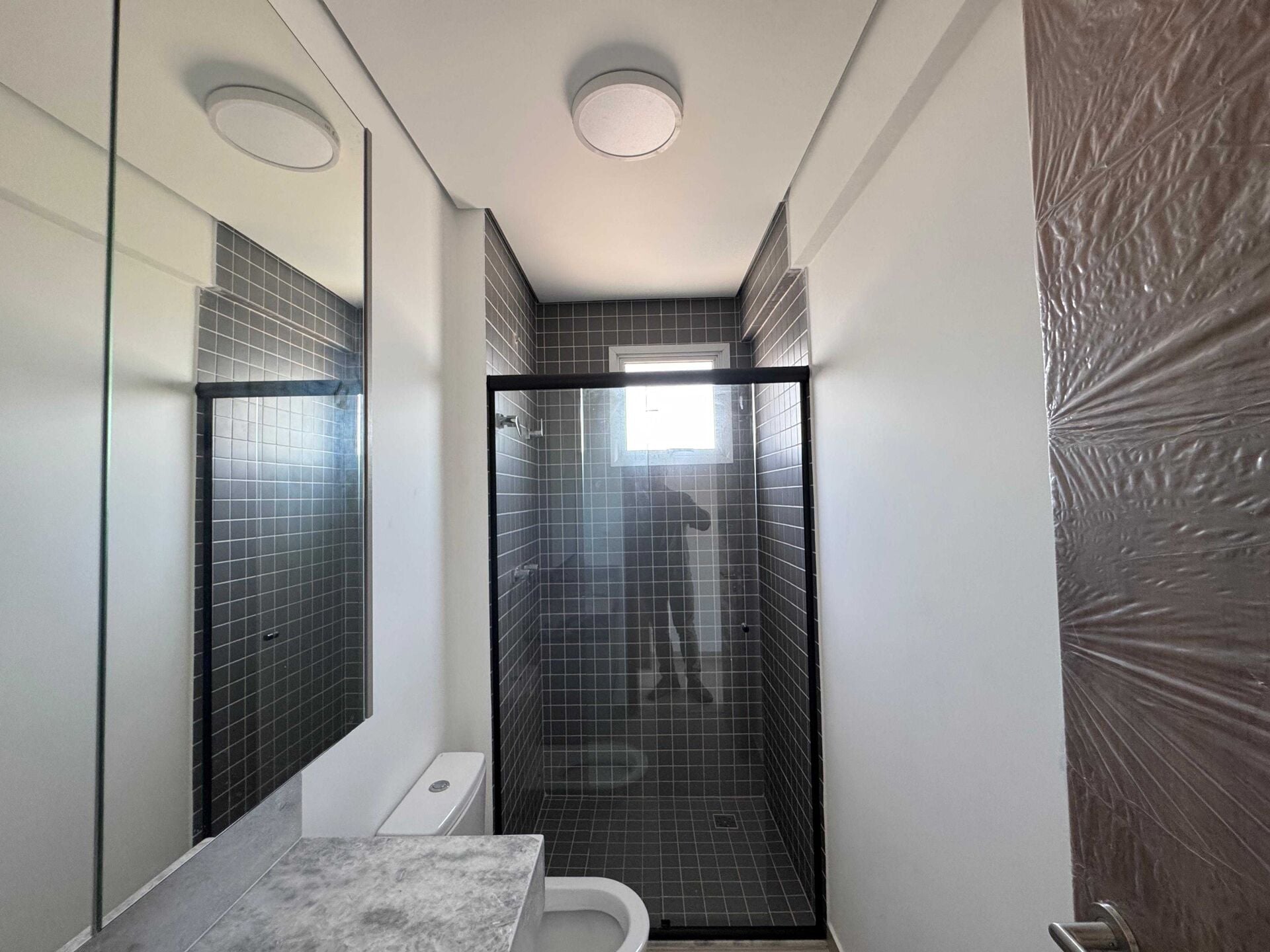 Apartamento alto padrão 121 · 2 dorm. — Banheiro suite