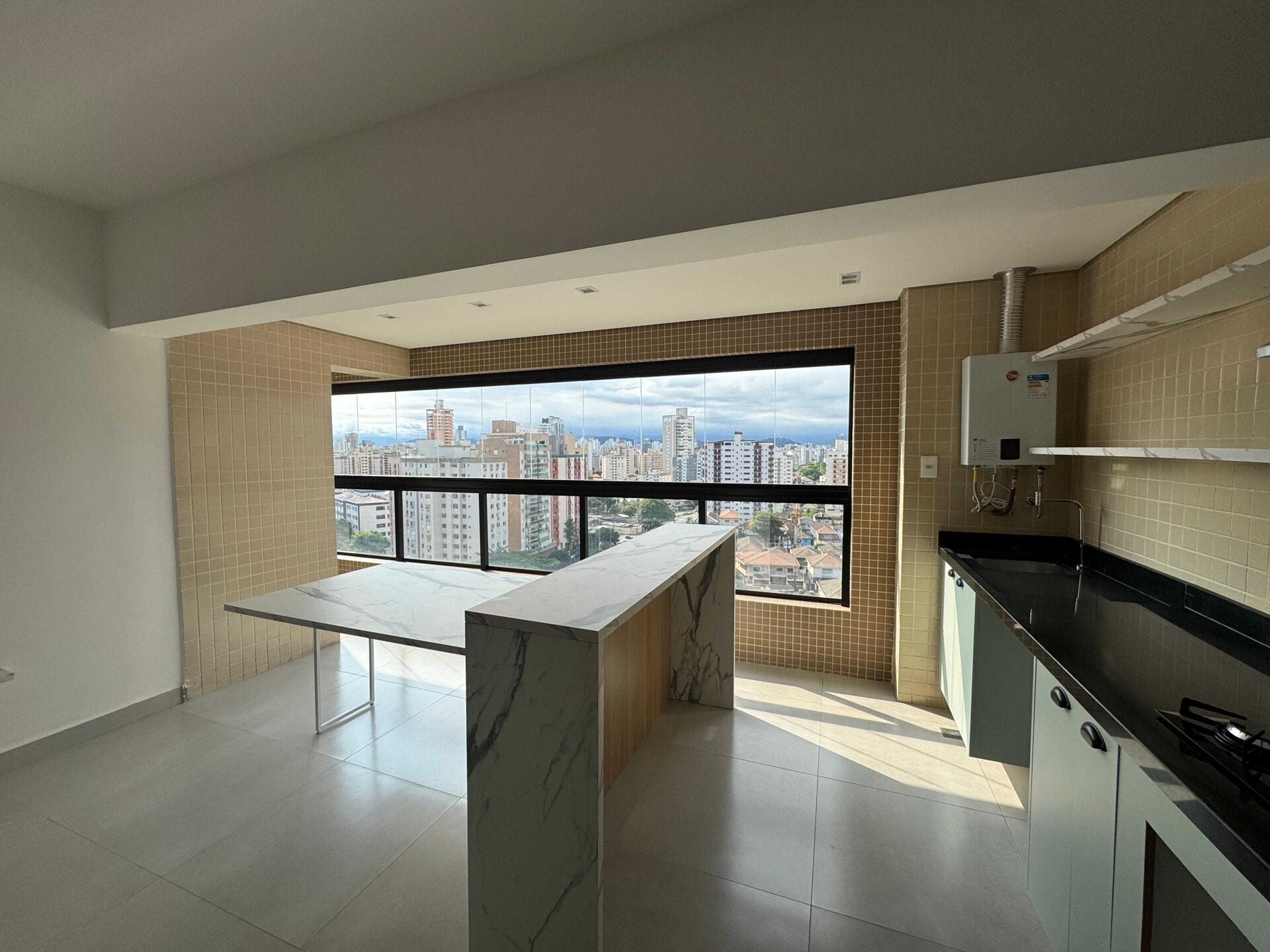 Apartamento alto padrão 136 · 2 dorm. — Sala