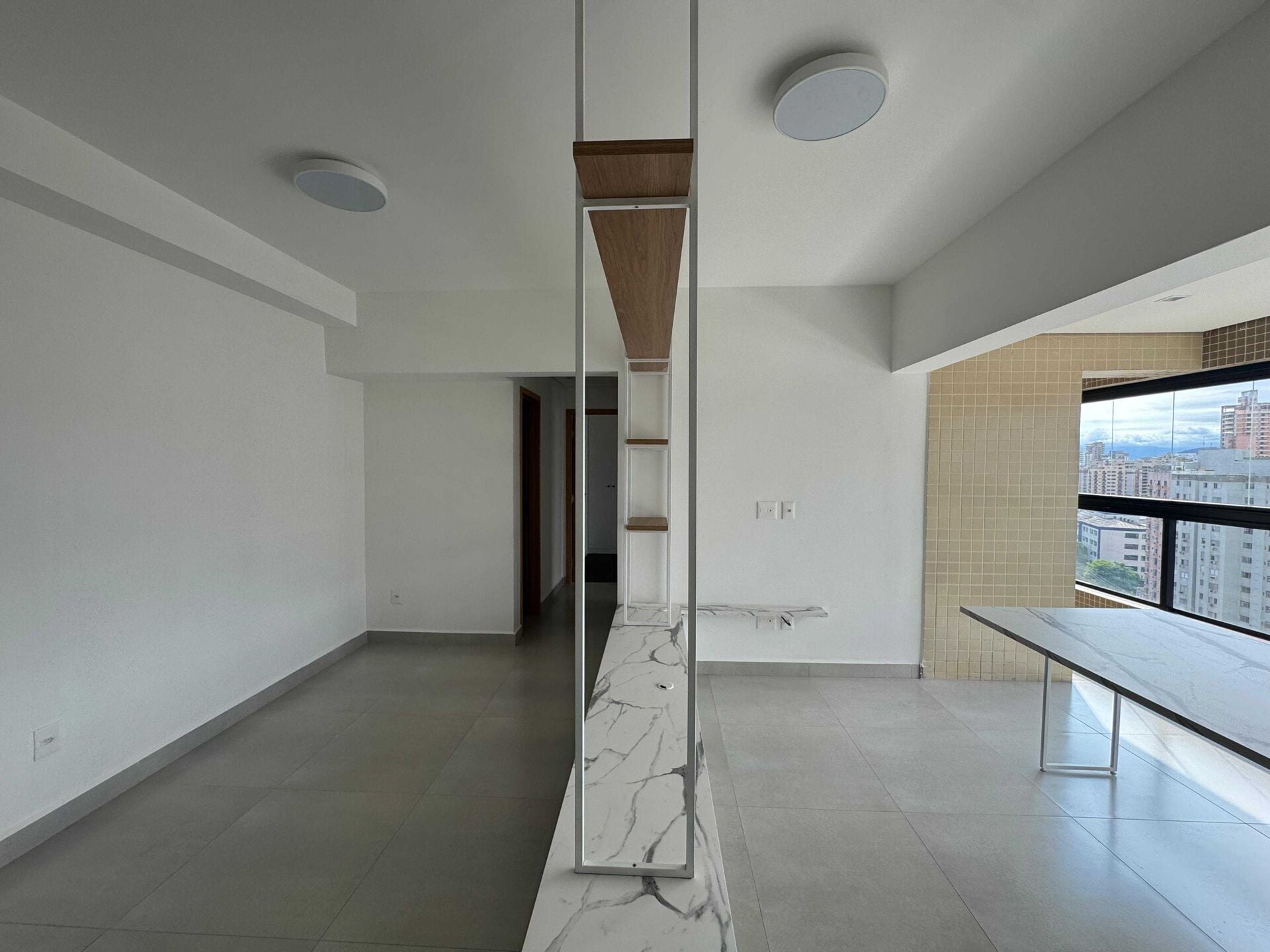 Apartamento alto padrão 136 · 2 dorm. — Sala