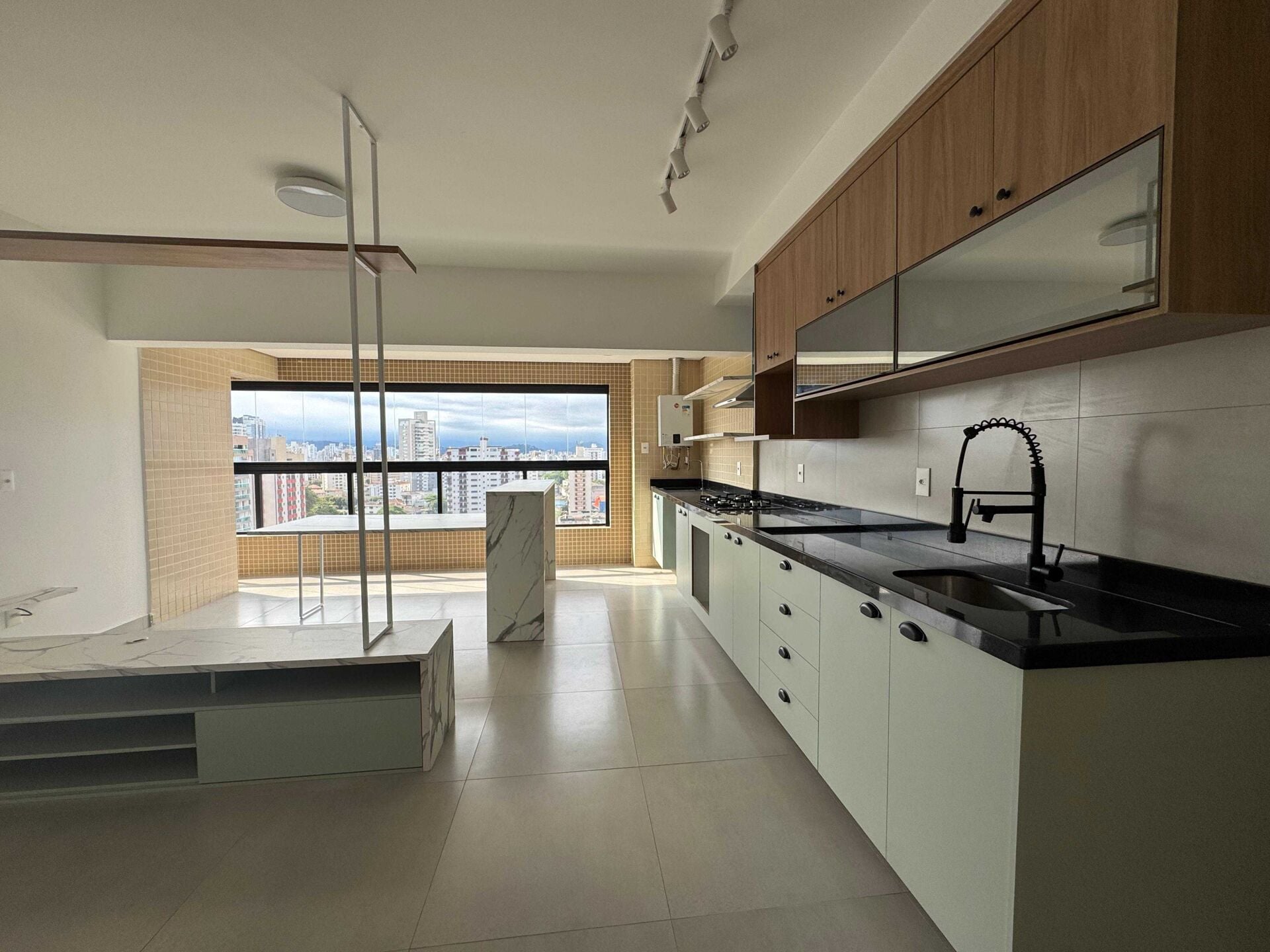 Apartamento alto padrão 136 · 2 dorm. — Sala