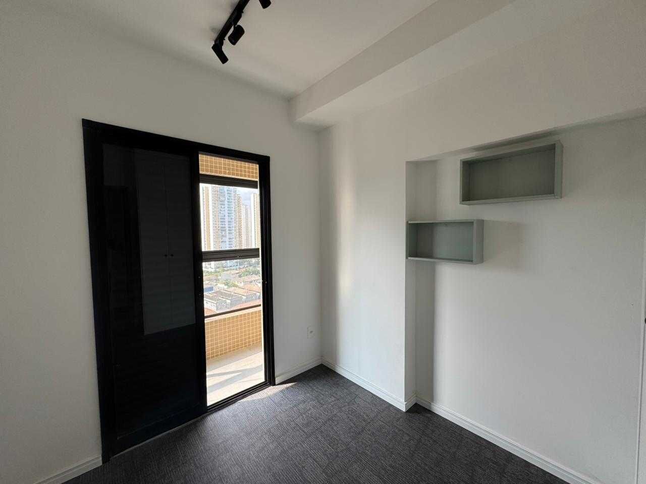 Apartamento alto padrão 136 · 2 dorm. — Quarto