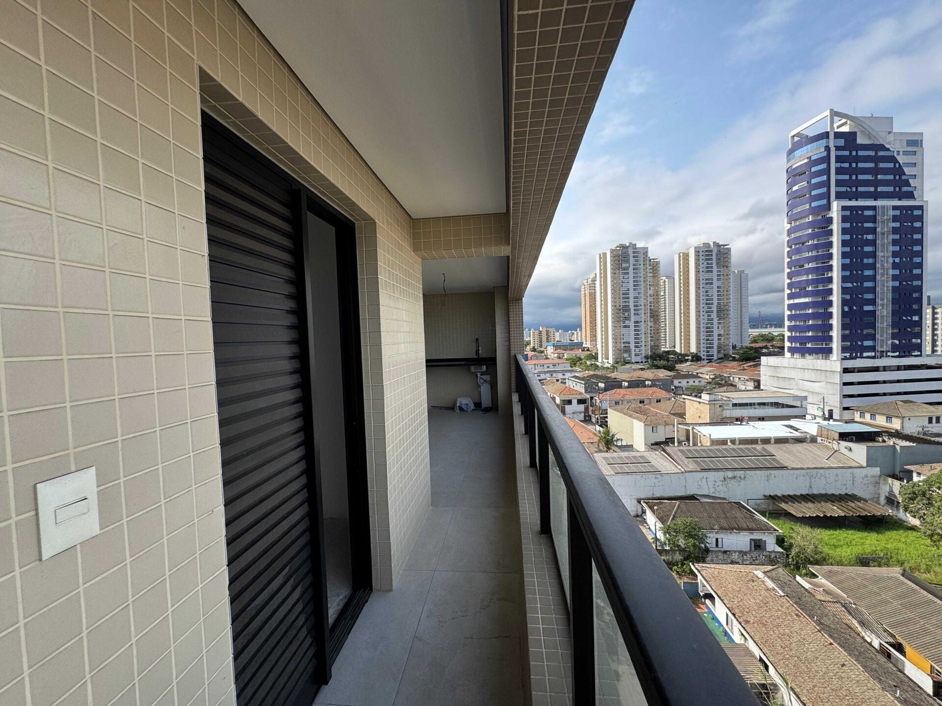 Apartamento 82 · 2 dorm. — Varanda