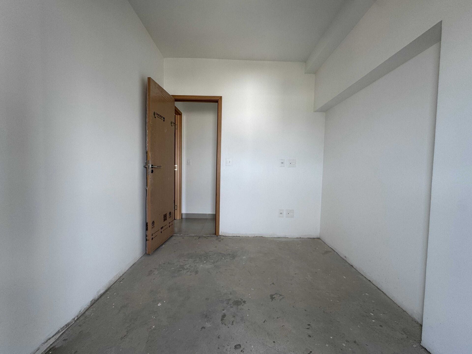 Apartamento 82 · 2 dorm. — Quarto
