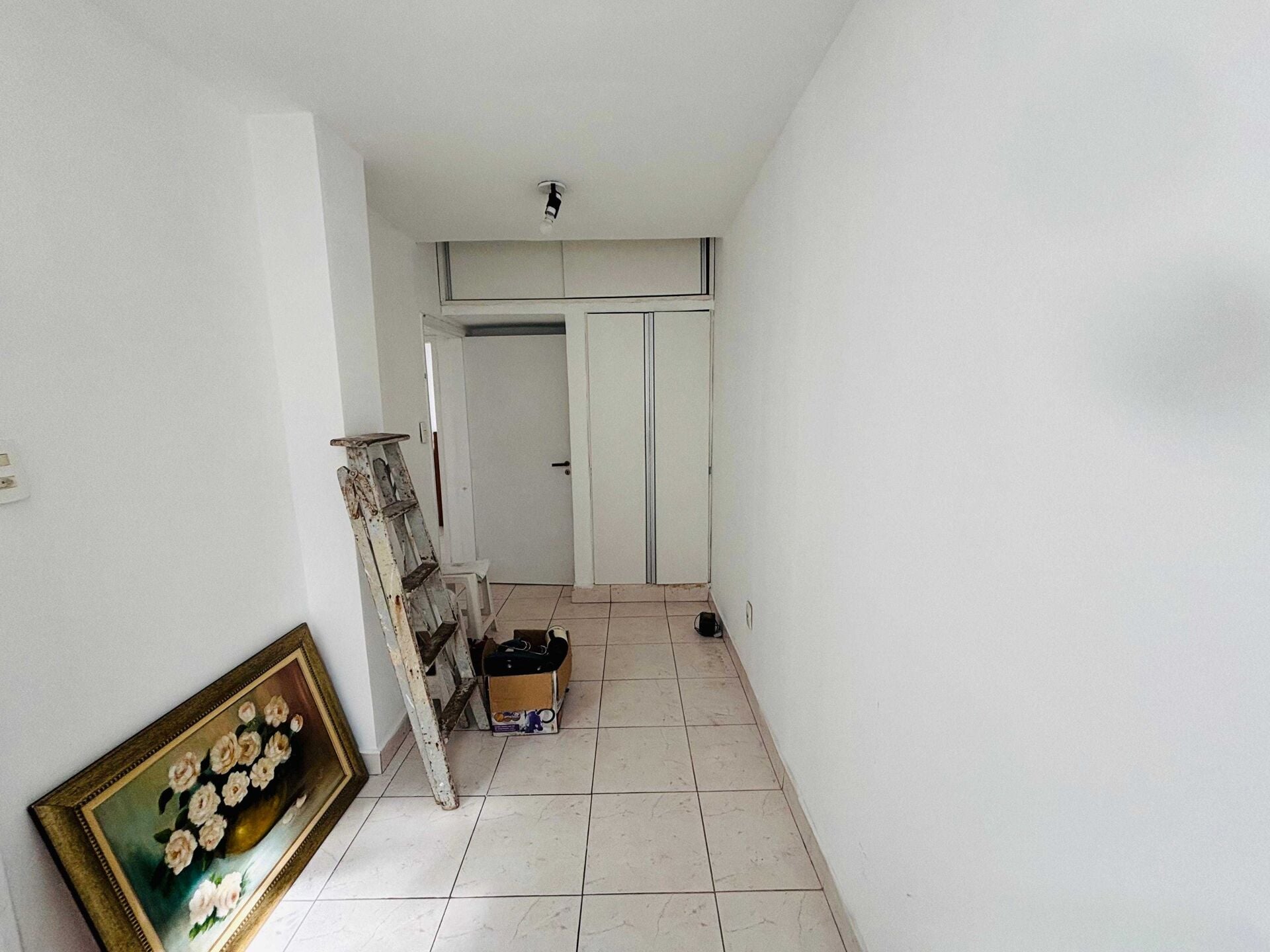 Apartamento 904 · 2 dorm. — Circulação