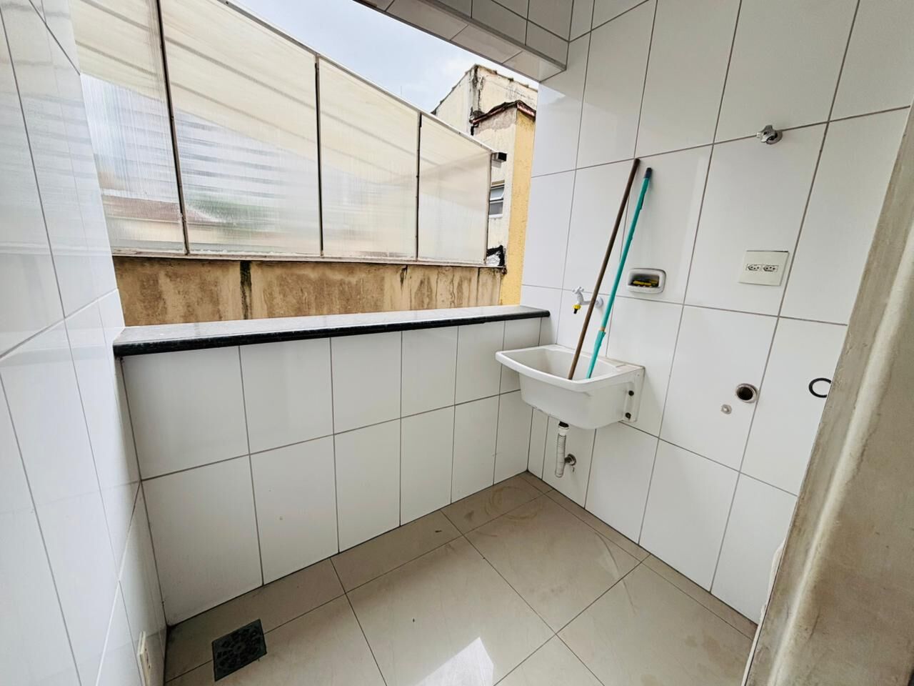 Apartamento 22 · 2 dorm. — Área de serviço