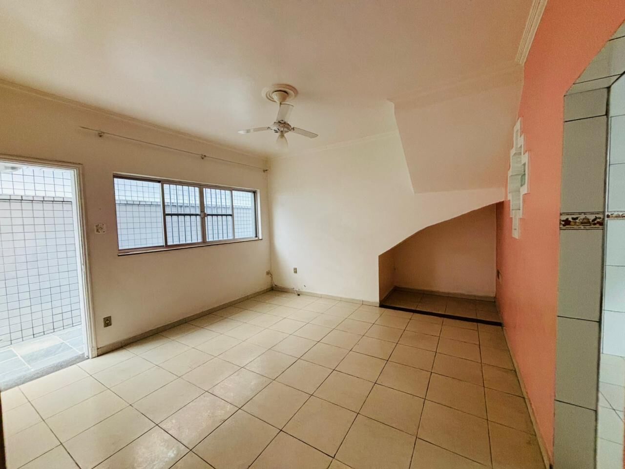 Apartamento térreo 5 · 2 dorm. — Sala