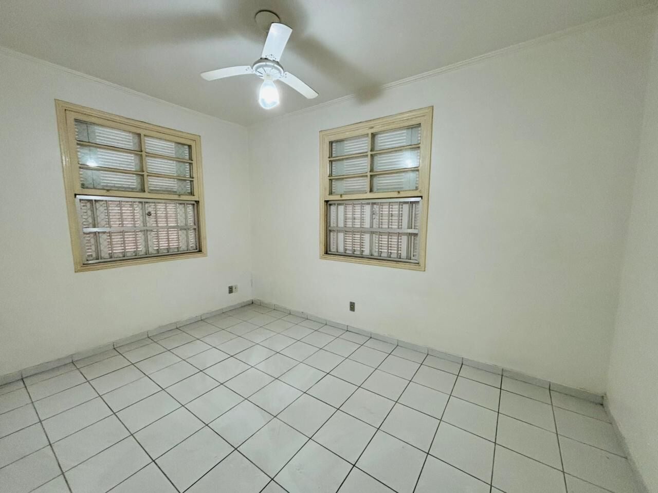 Apartamento térreo 5 · 2 dorm. — Quarto 1