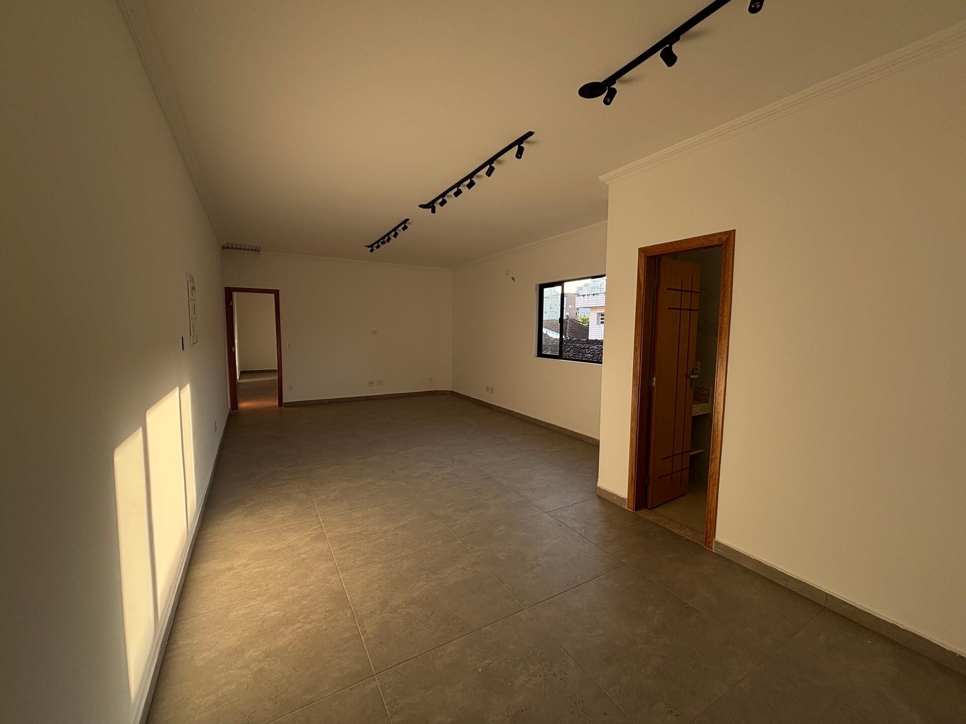 Casa sobreposta 1 · 3 dorm. — Sala