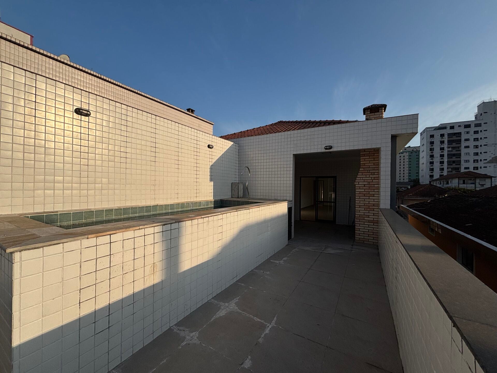 Casa sobreposta 1 · 3 dorm. — Varanda