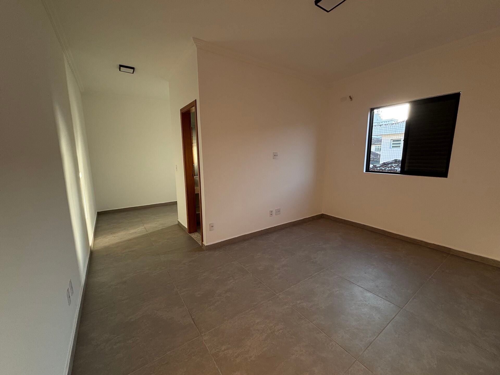Casa sobreposta 1 · 3 dorm. — Quarto