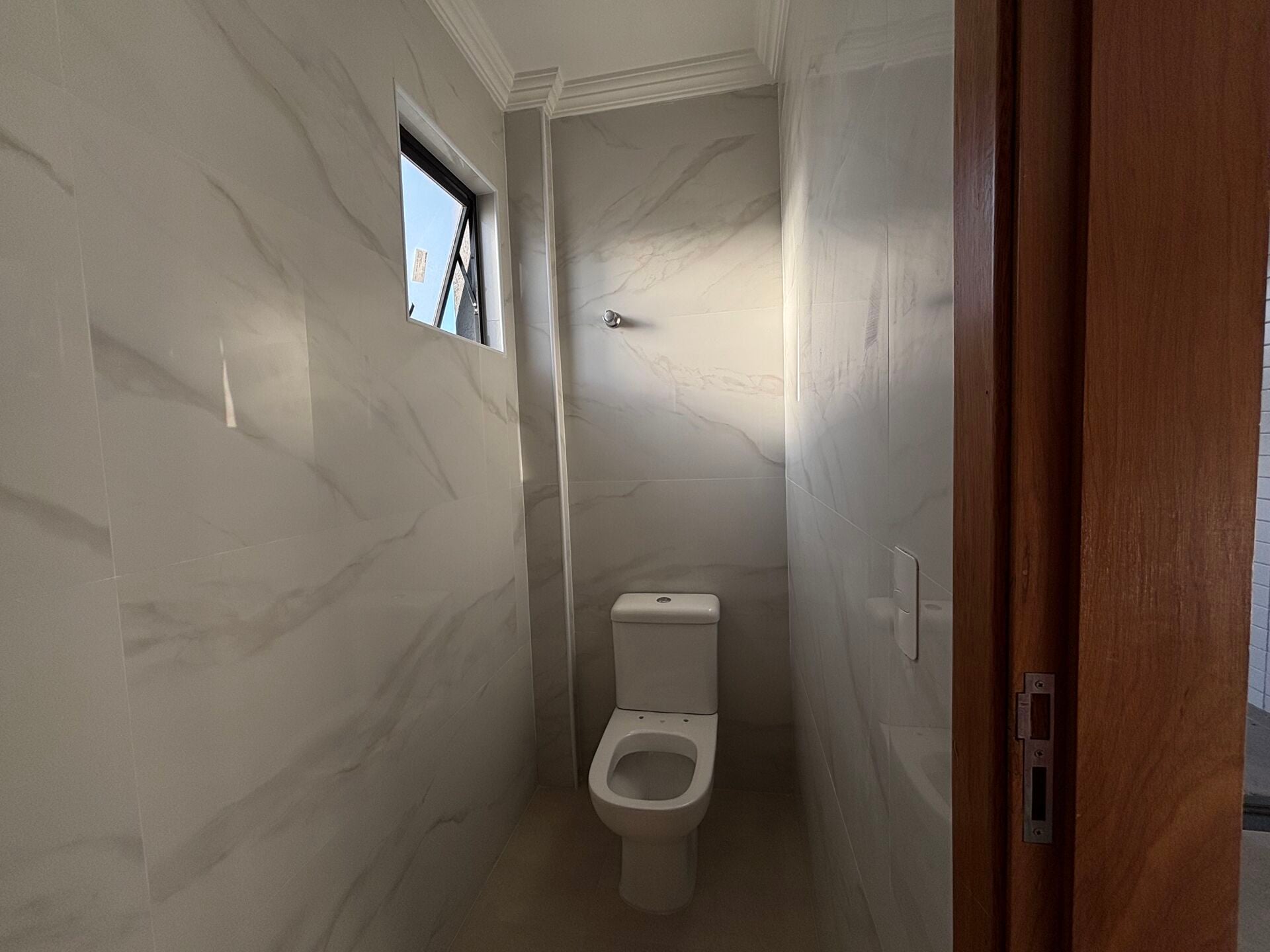 Casa sobreposta 1 · 3 dorm. — Banheiro