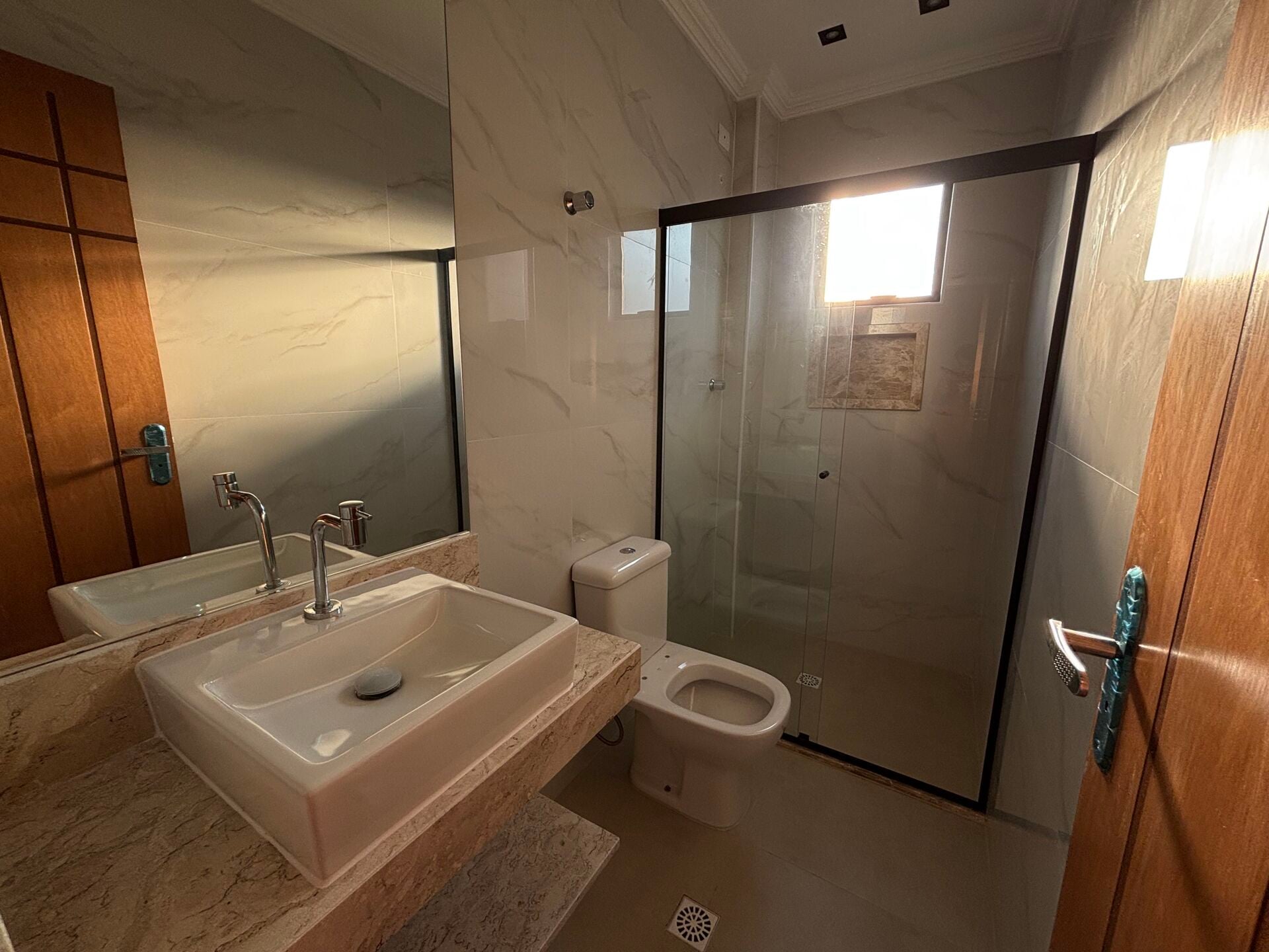Casa sobreposta 1 · 3 dorm. — Banheiro
