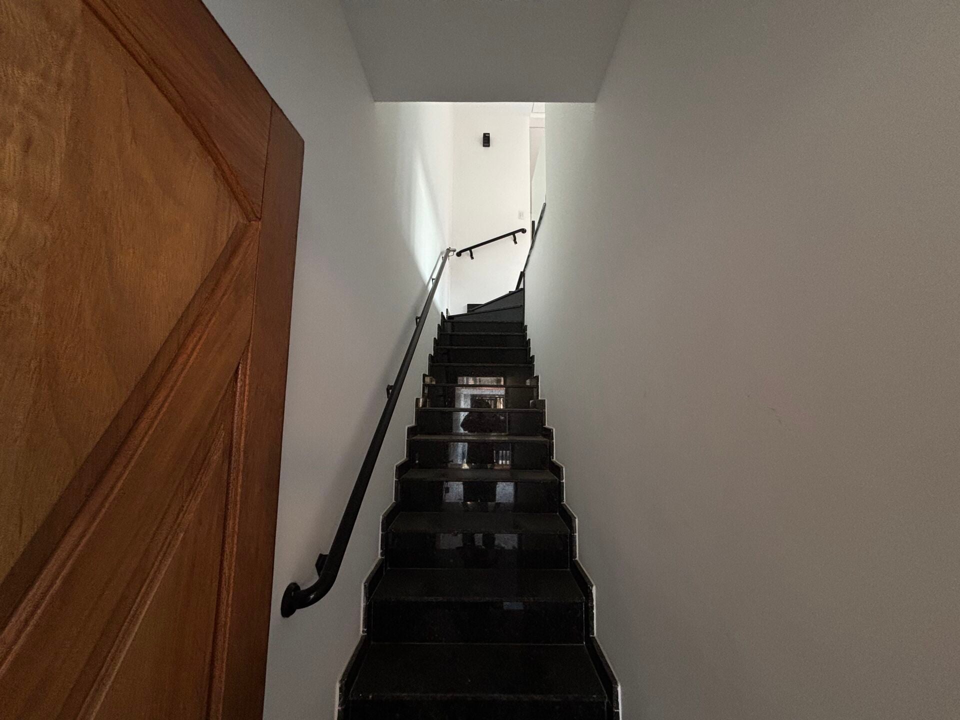 Casa sobreposta 1 · 3 dorm. — Circulação