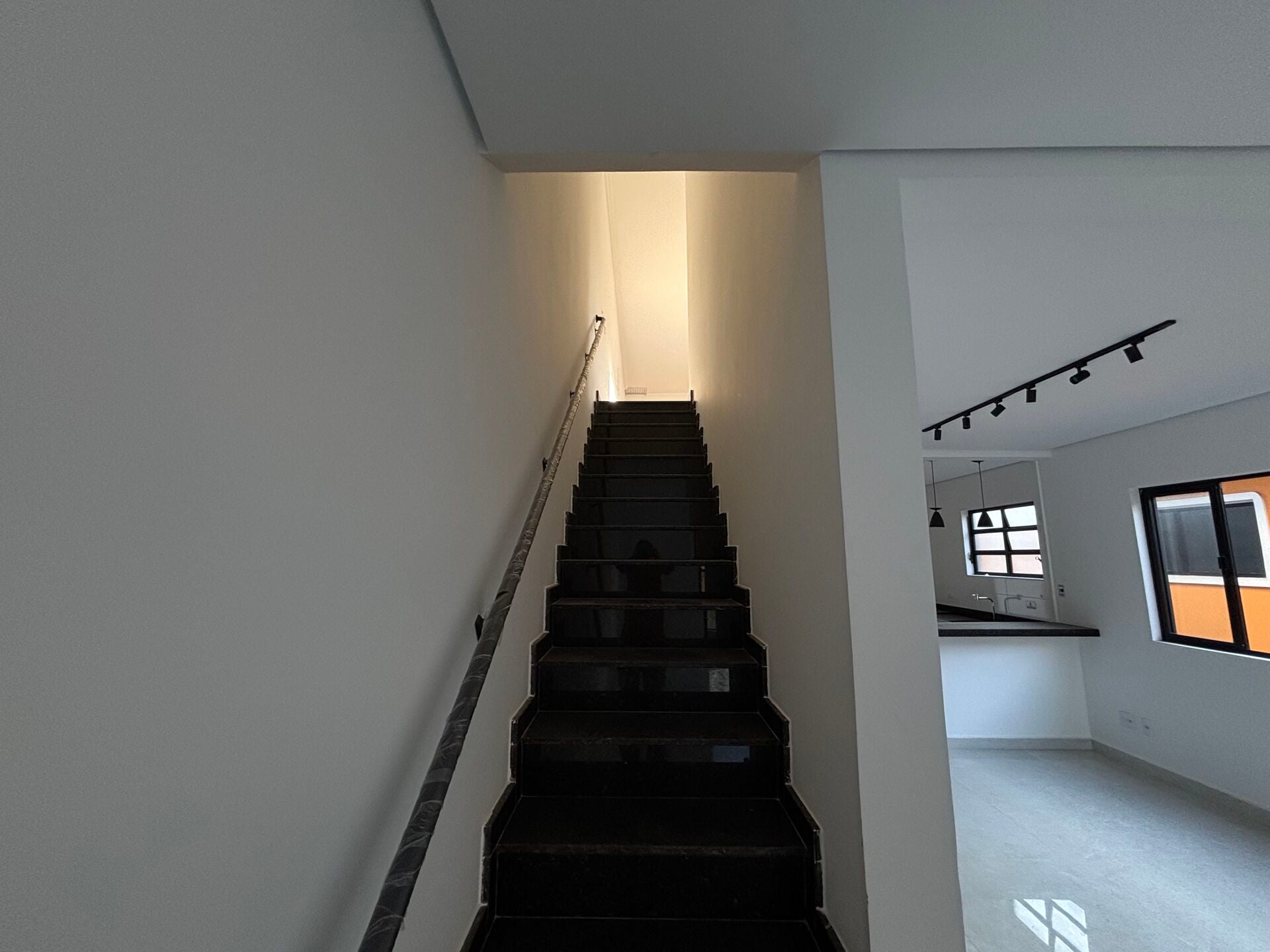 Casa sobreposta 1 · 3 dorm. — Circulação