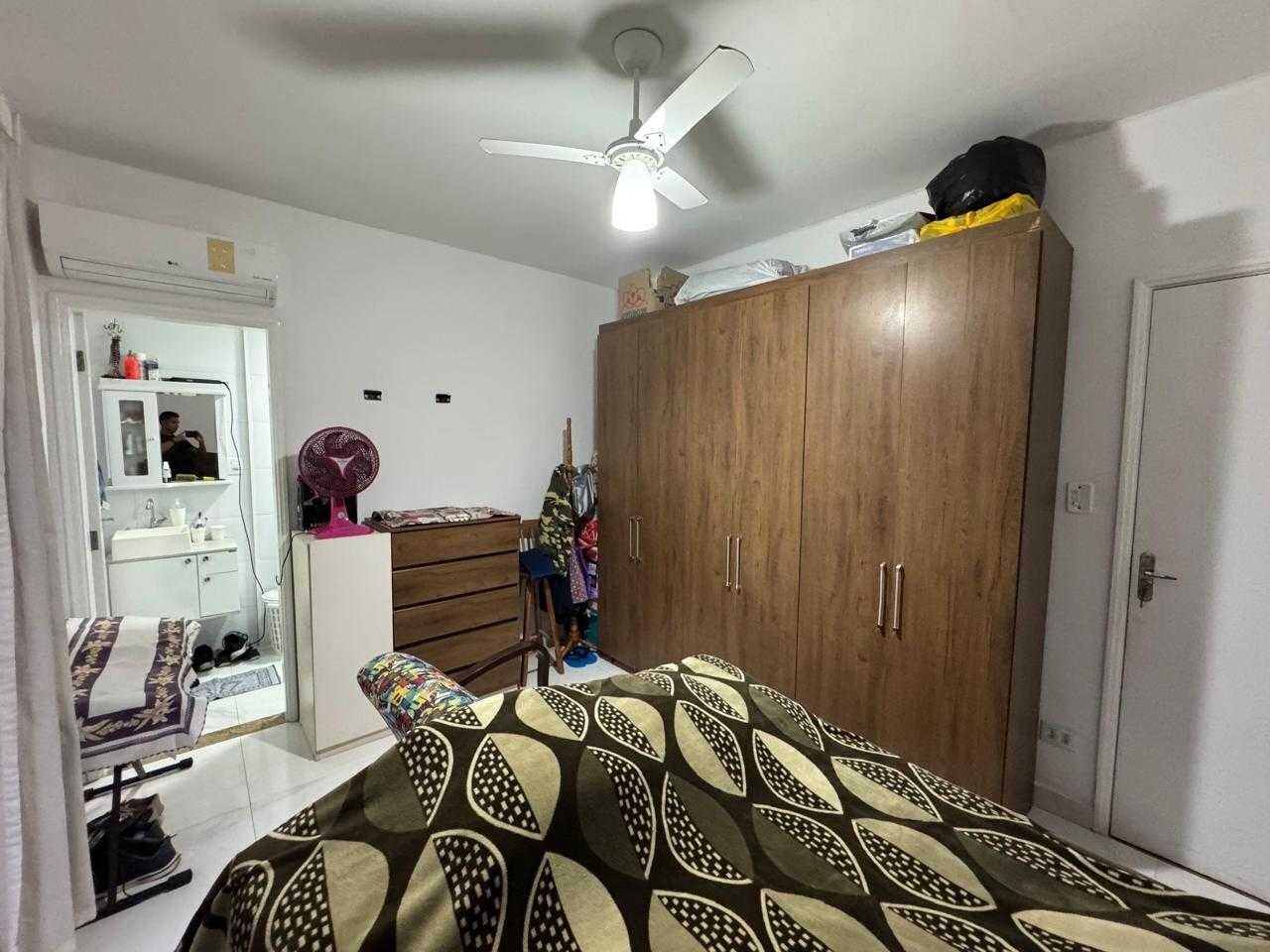 Apartamento 12 · 2 dorm. — Suíte